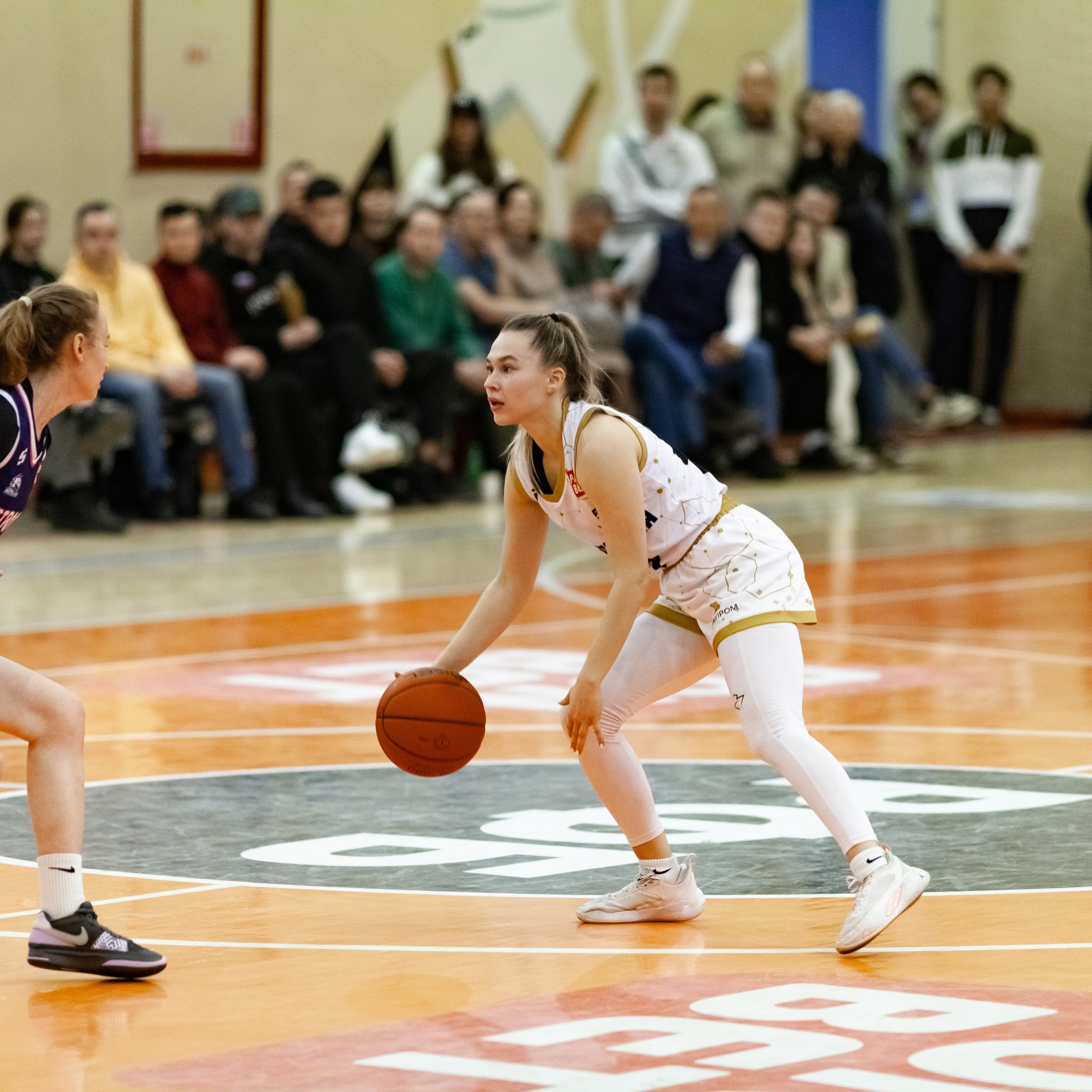 ЧГУ-Атланта — Металлург 3 игра. Фотография