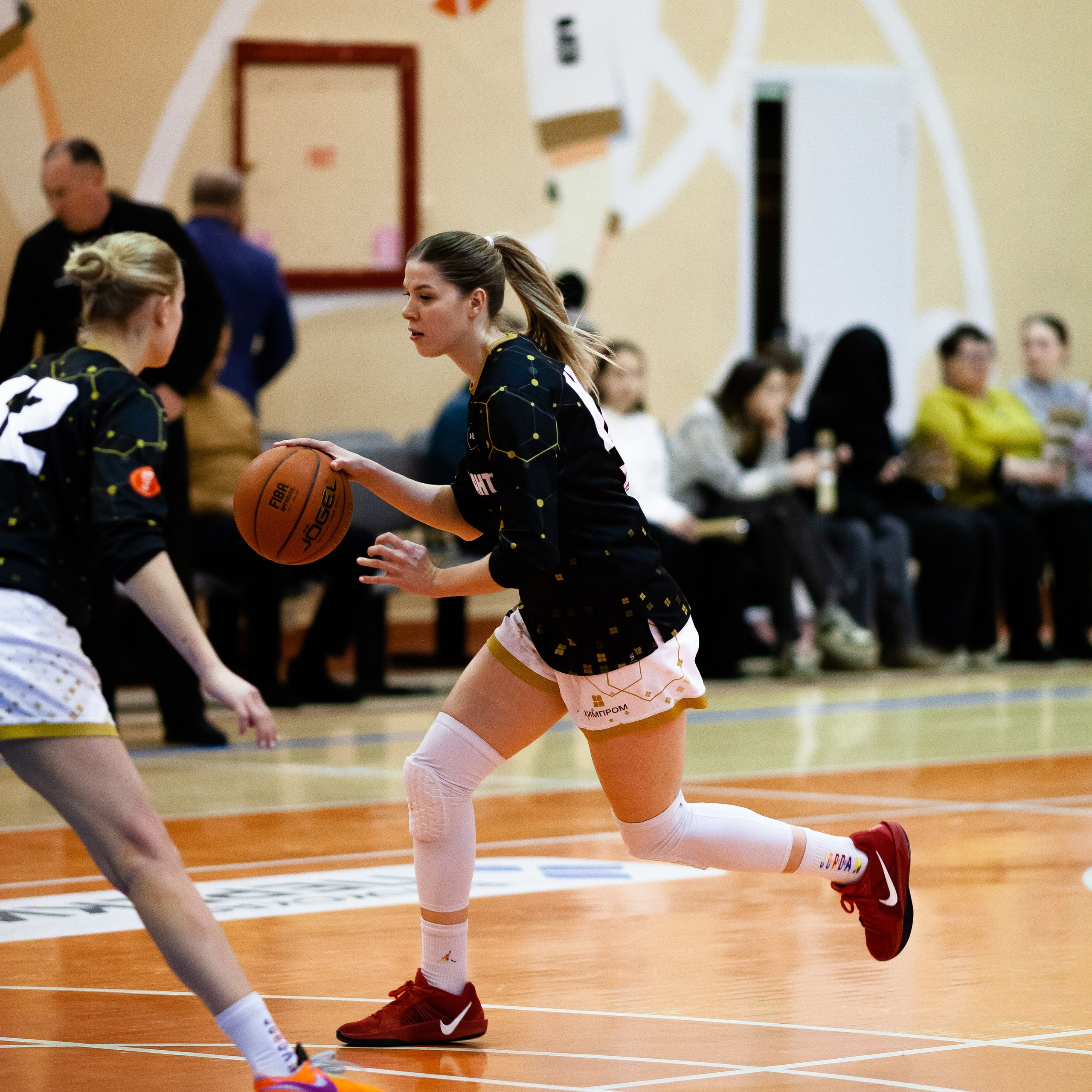 ЧГУ-Атланта — Юность 1 игра. Фотография