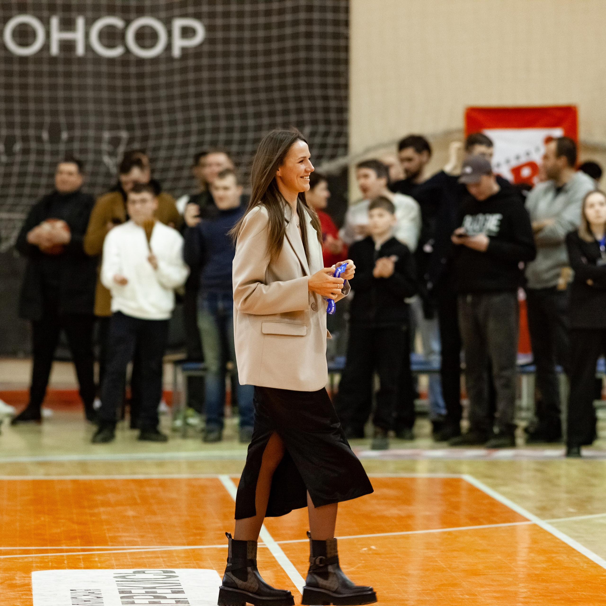 ЧГУ-Атланта — Металлург 3 игра. Фотография