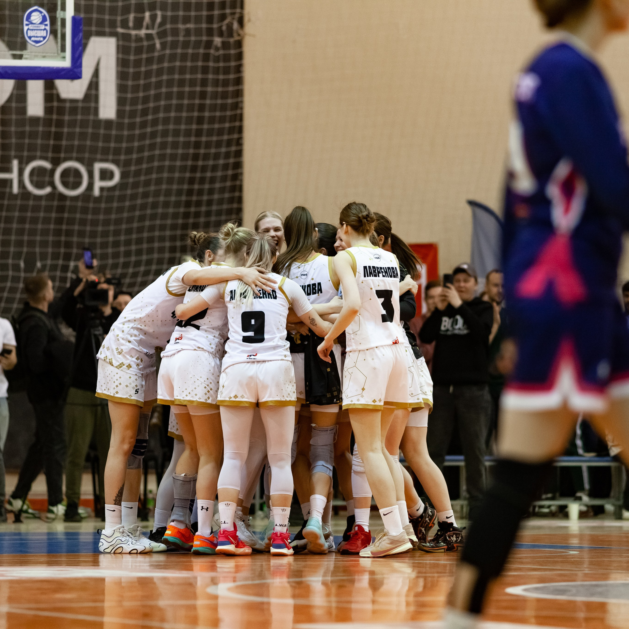 ЧГУ-Атланта — Металлург 3 игра. Фотография