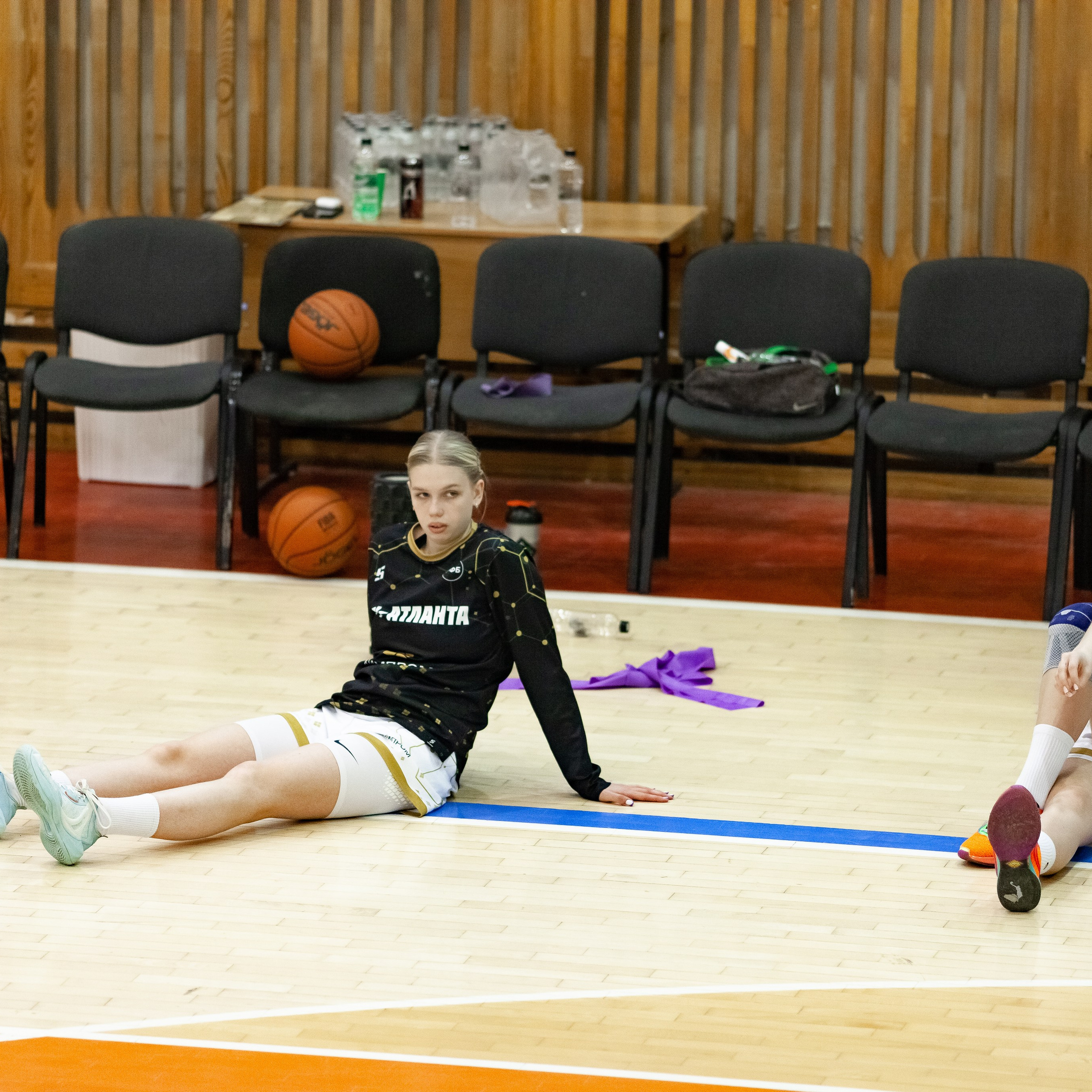 ЧГУ-Атланта — Металлург 3 игра. Фотография