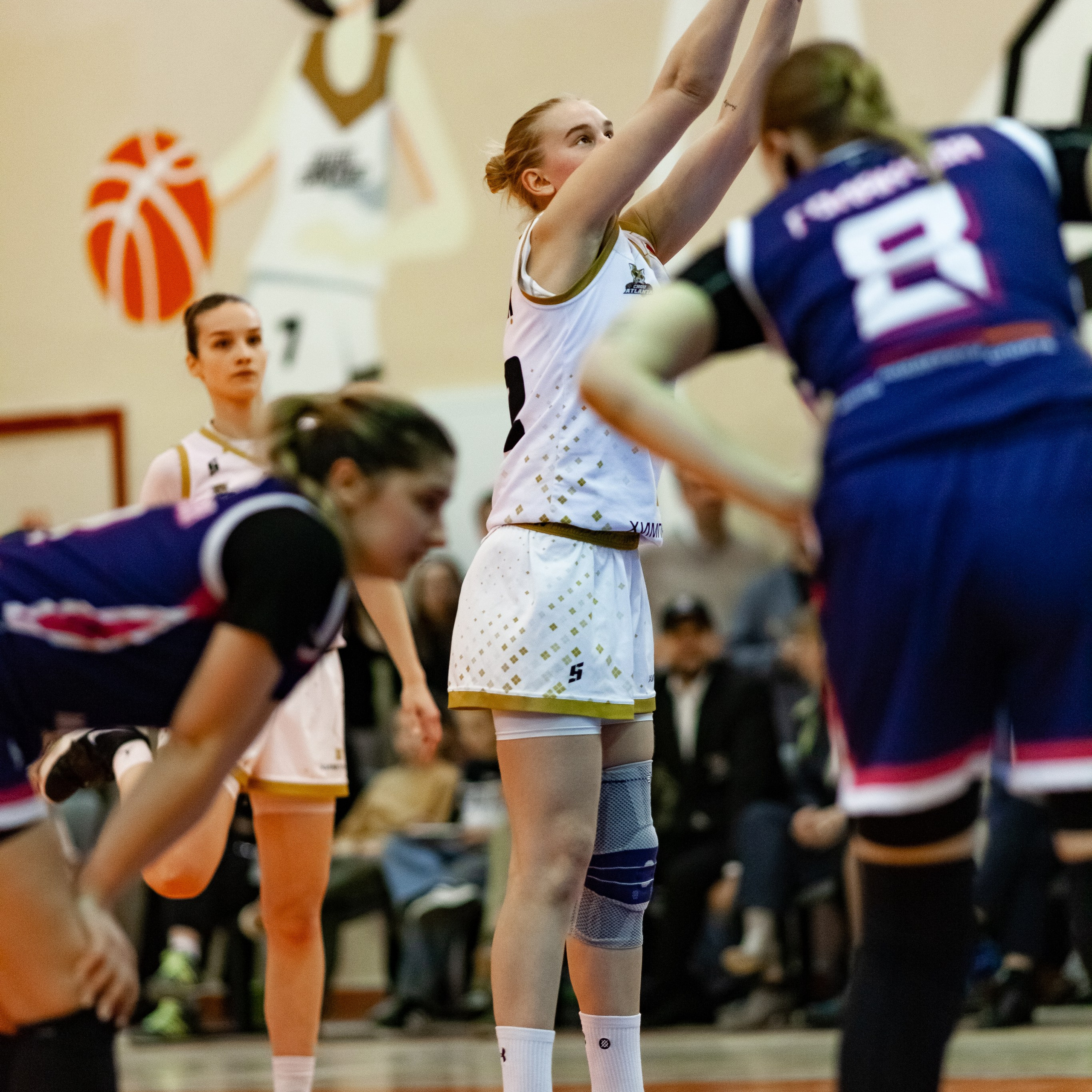 ЧГУ-Атланта — Металлург 3 игра. Фотография