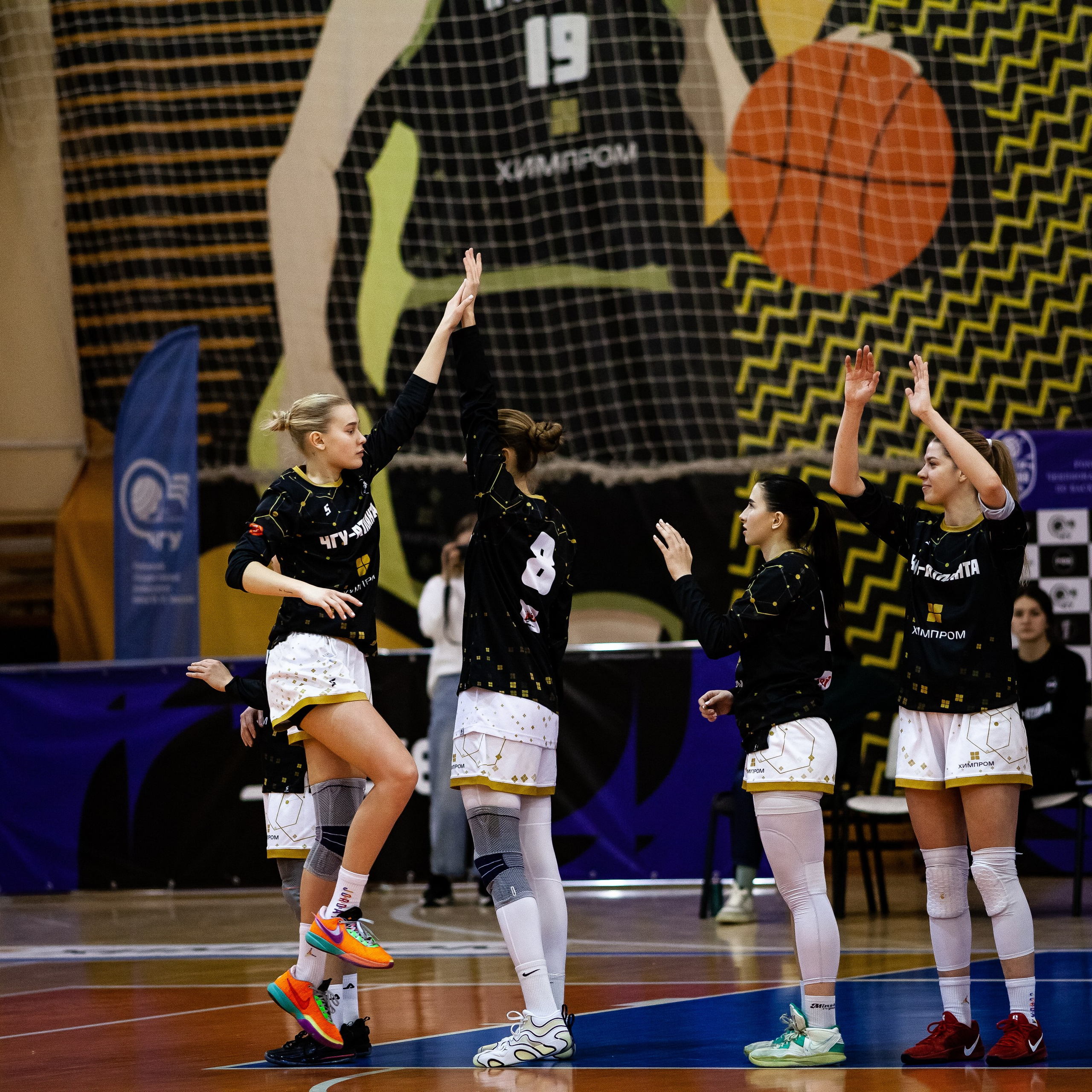 ЧГУ-Атланта — Юность 1 игра. Фотография