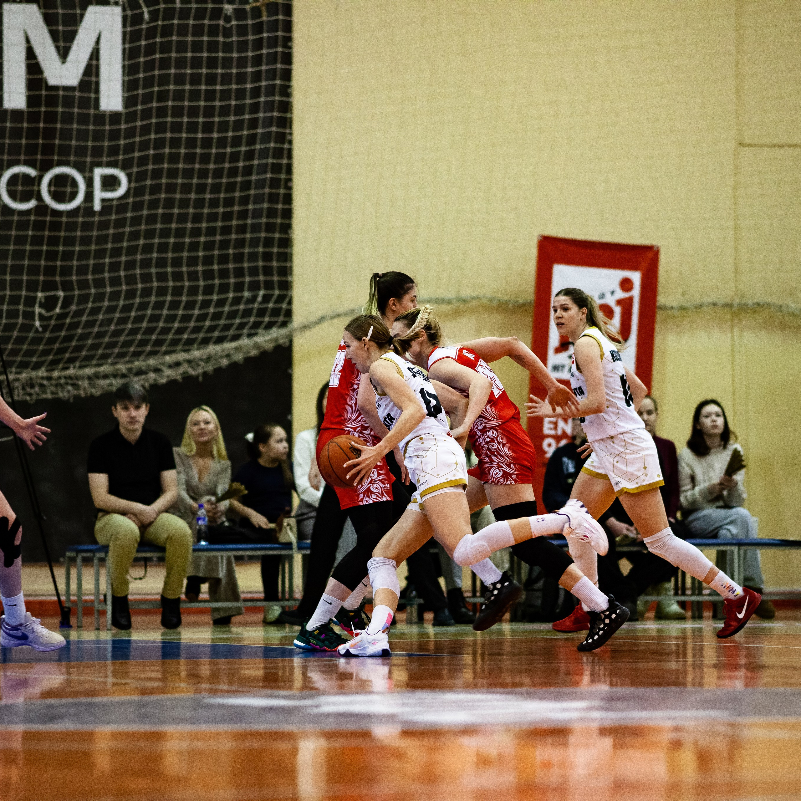 ЧГУ-Атланта — Юность 1 игра. Фотография