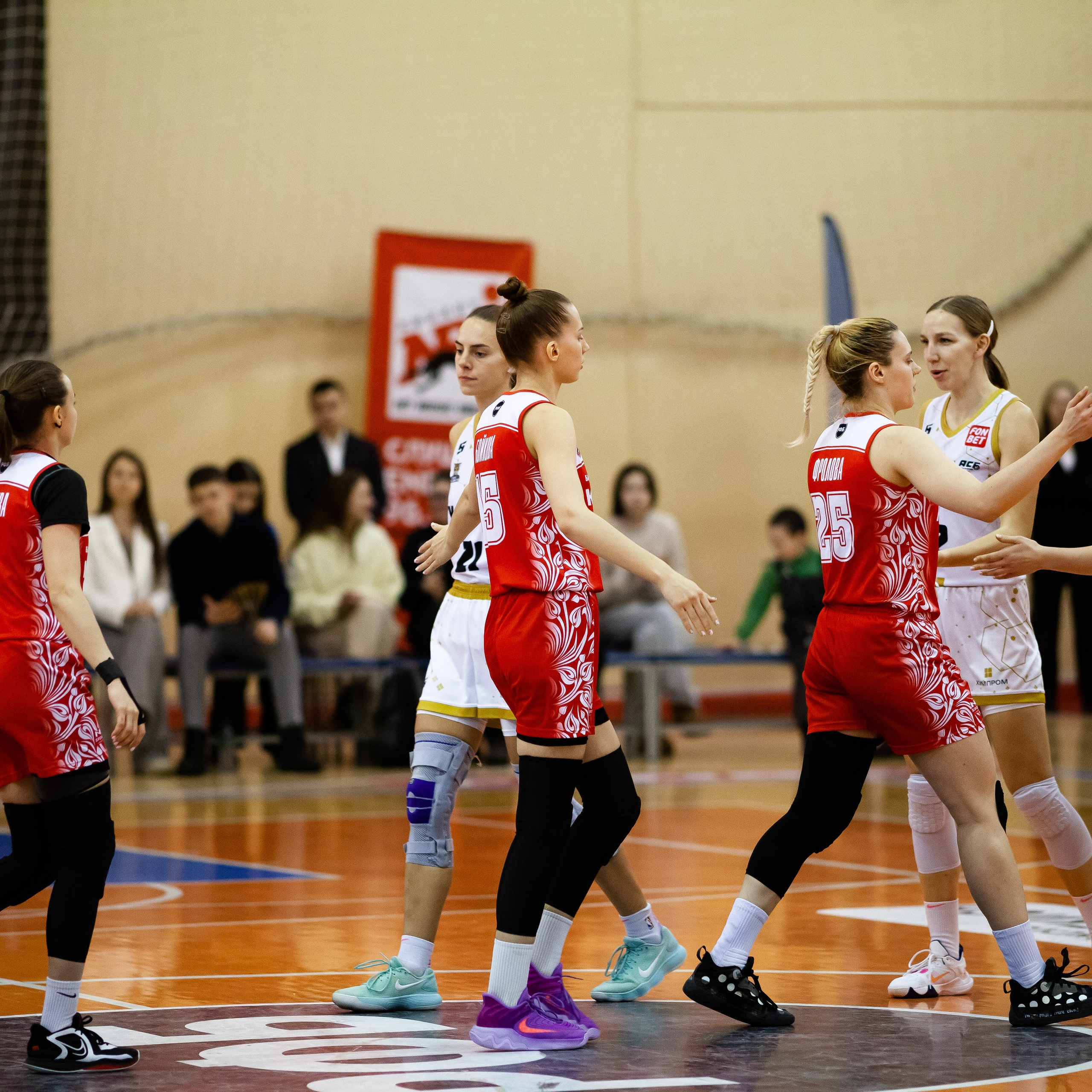 ЧГУ-Атланта — Юность 1 игра. Фотография