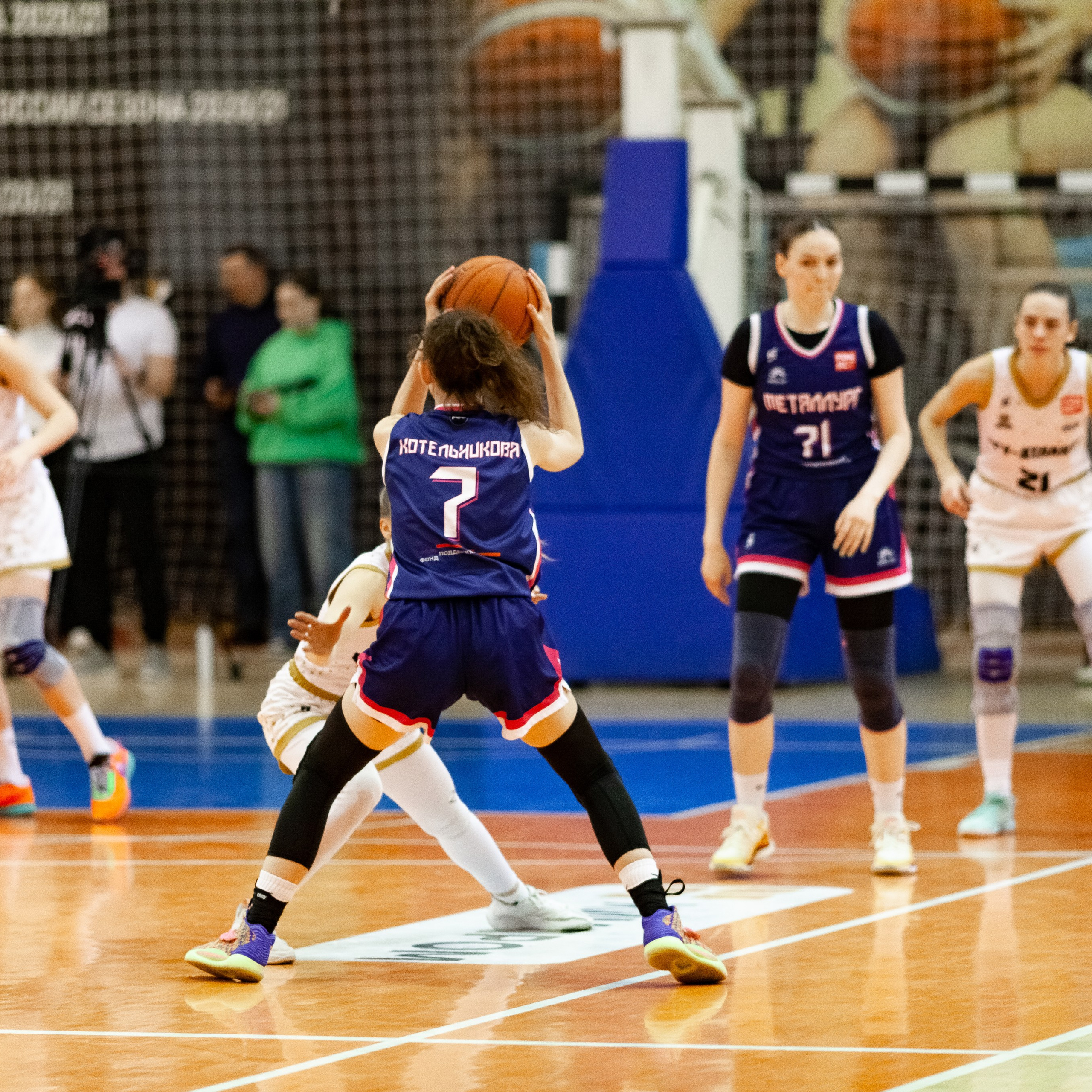 ЧГУ-Атланта — Металлург 3 игра. Фотография