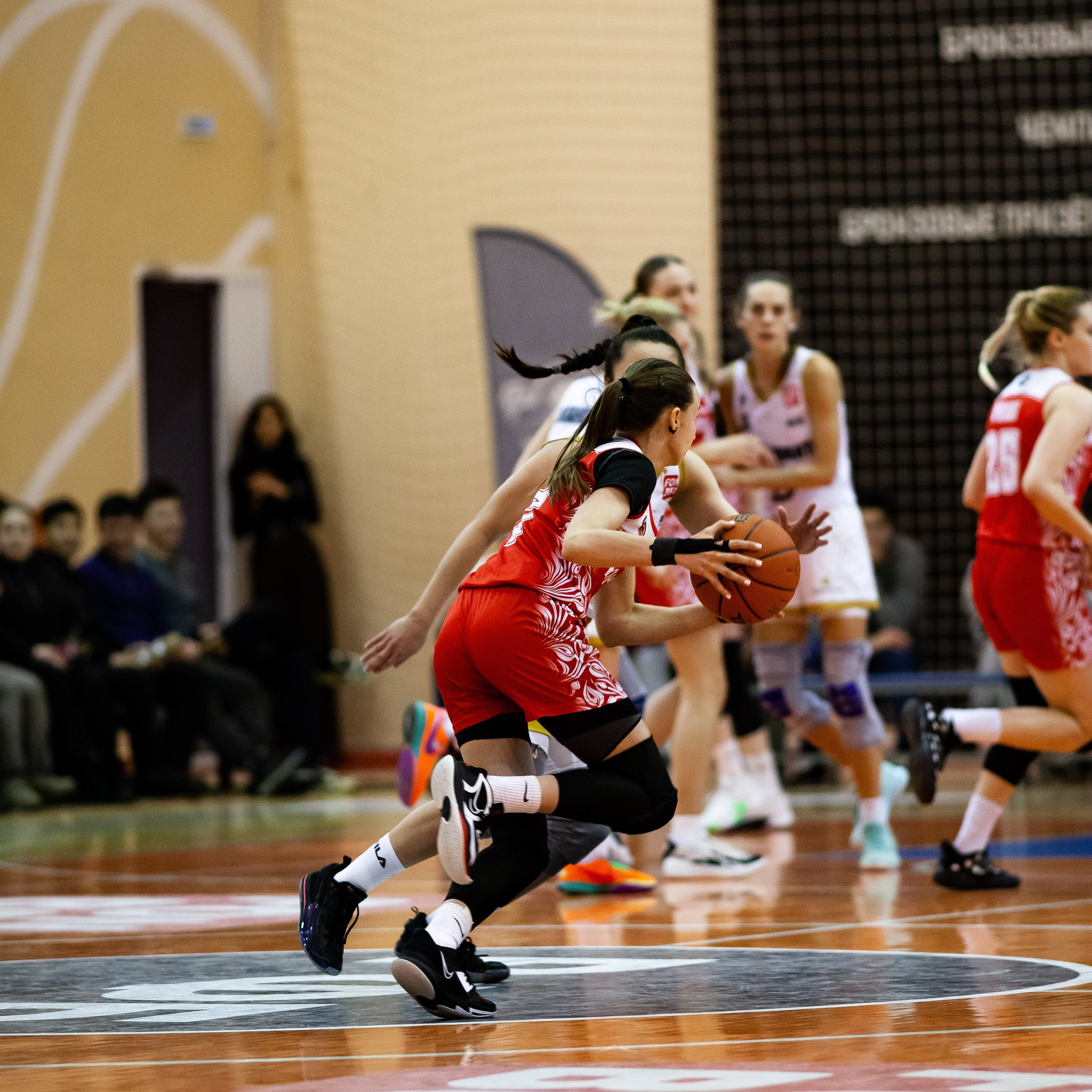 ЧГУ-Атланта — Юность 1 игра. Фотография