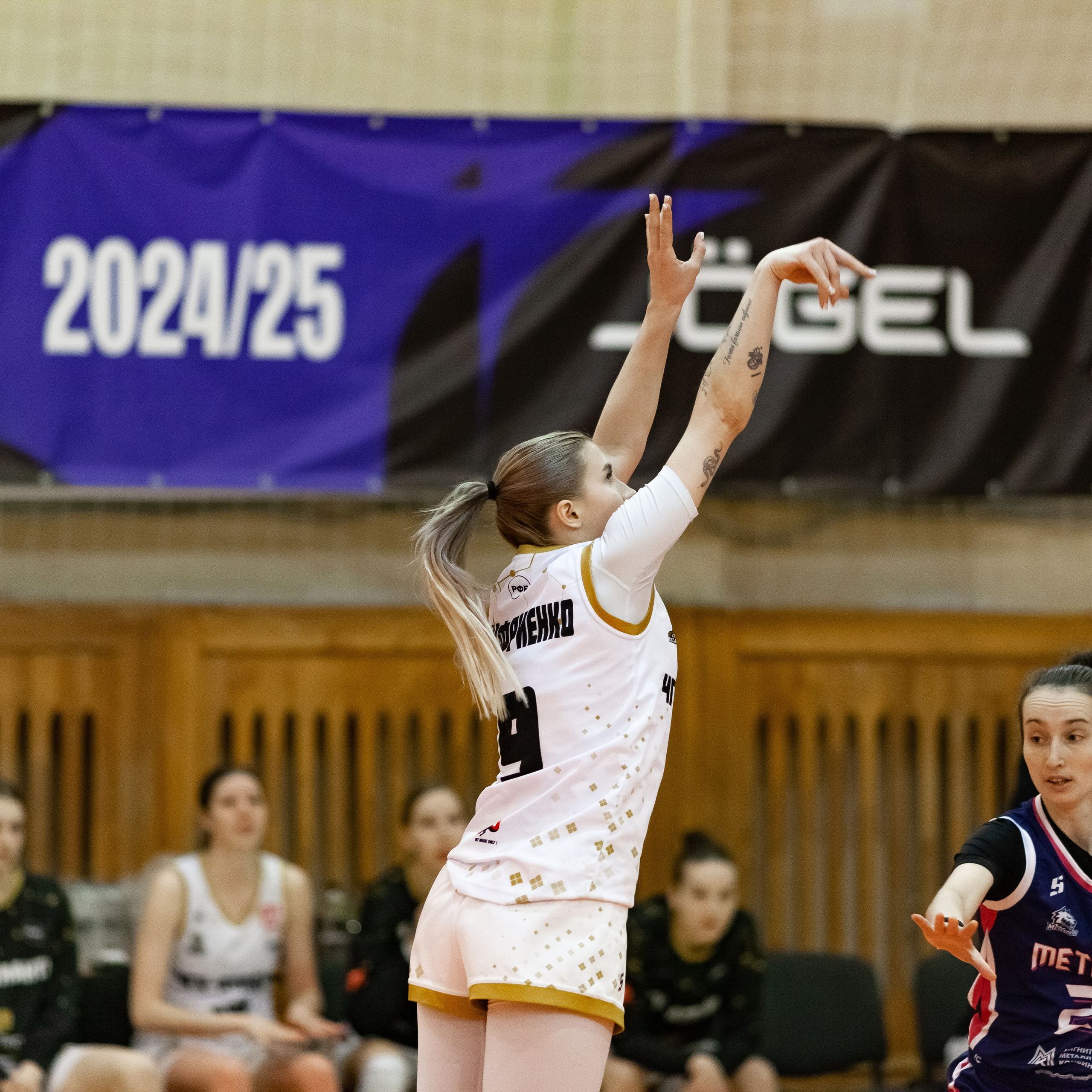 ЧГУ-Атланта — Металлург 3 игра. Фотография