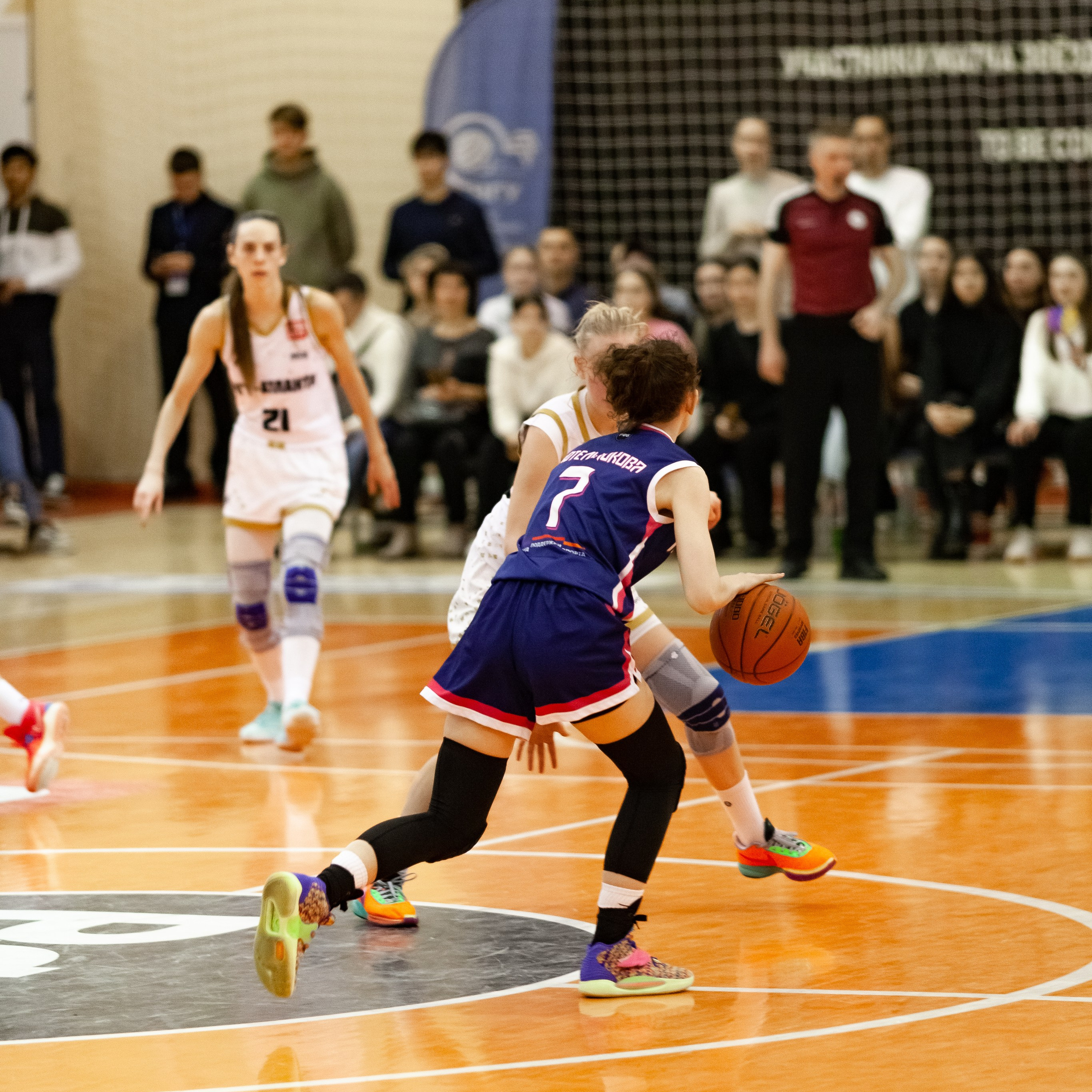 ЧГУ-Атланта — Металлург 3 игра. Фотография