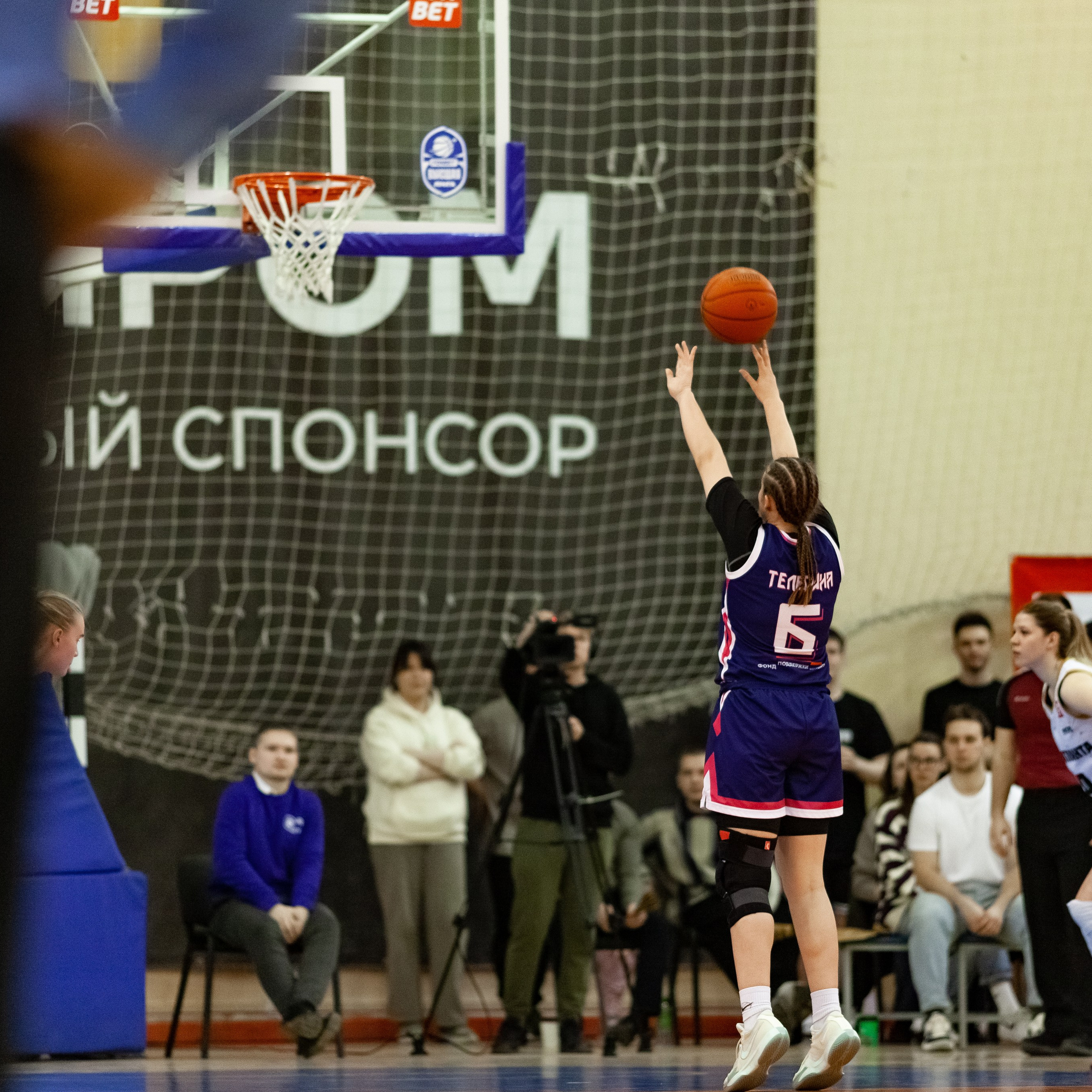 ЧГУ-Атланта — Металлург 3 игра. Фотография