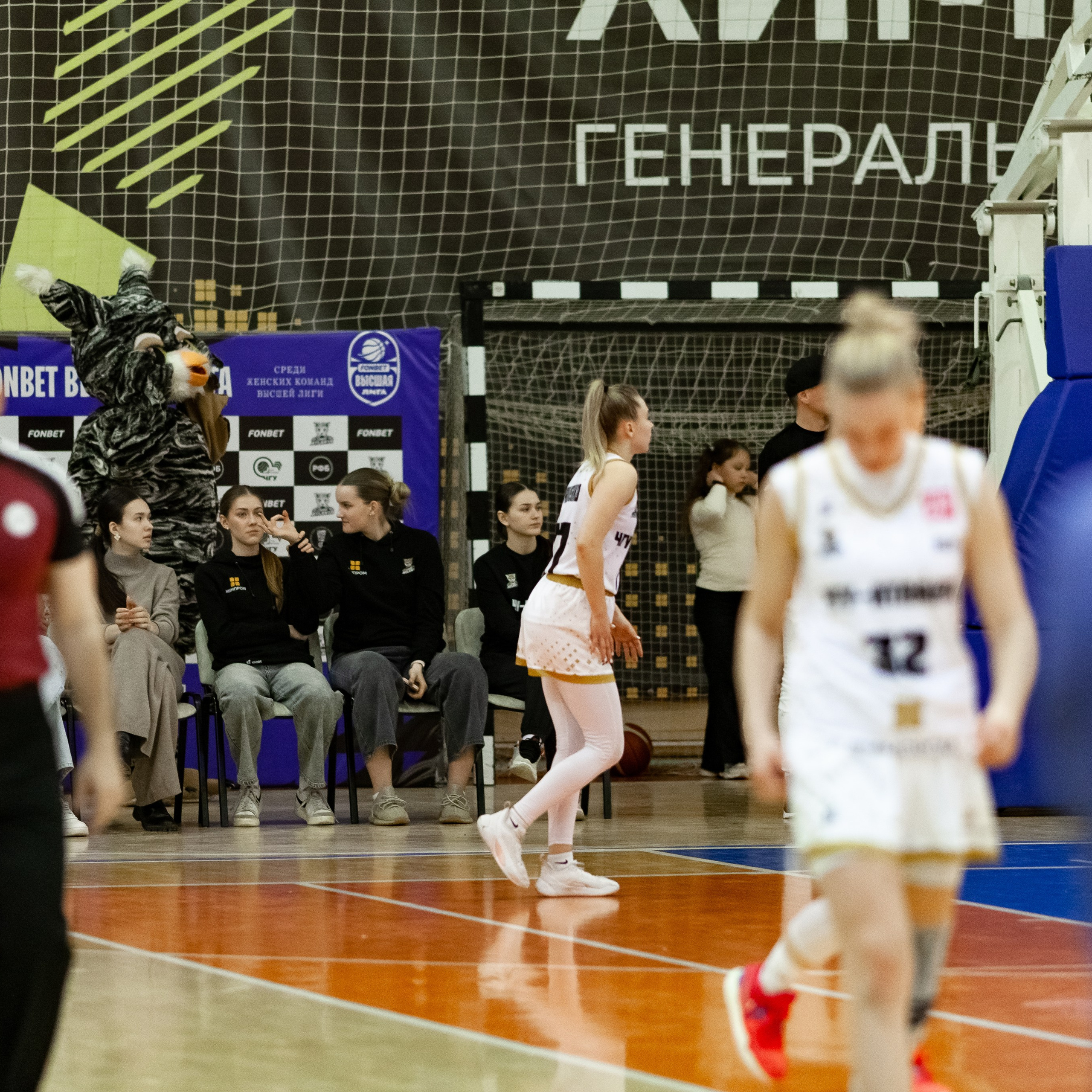 ЧГУ-Атланта — Металлург 3 игра. Фотография