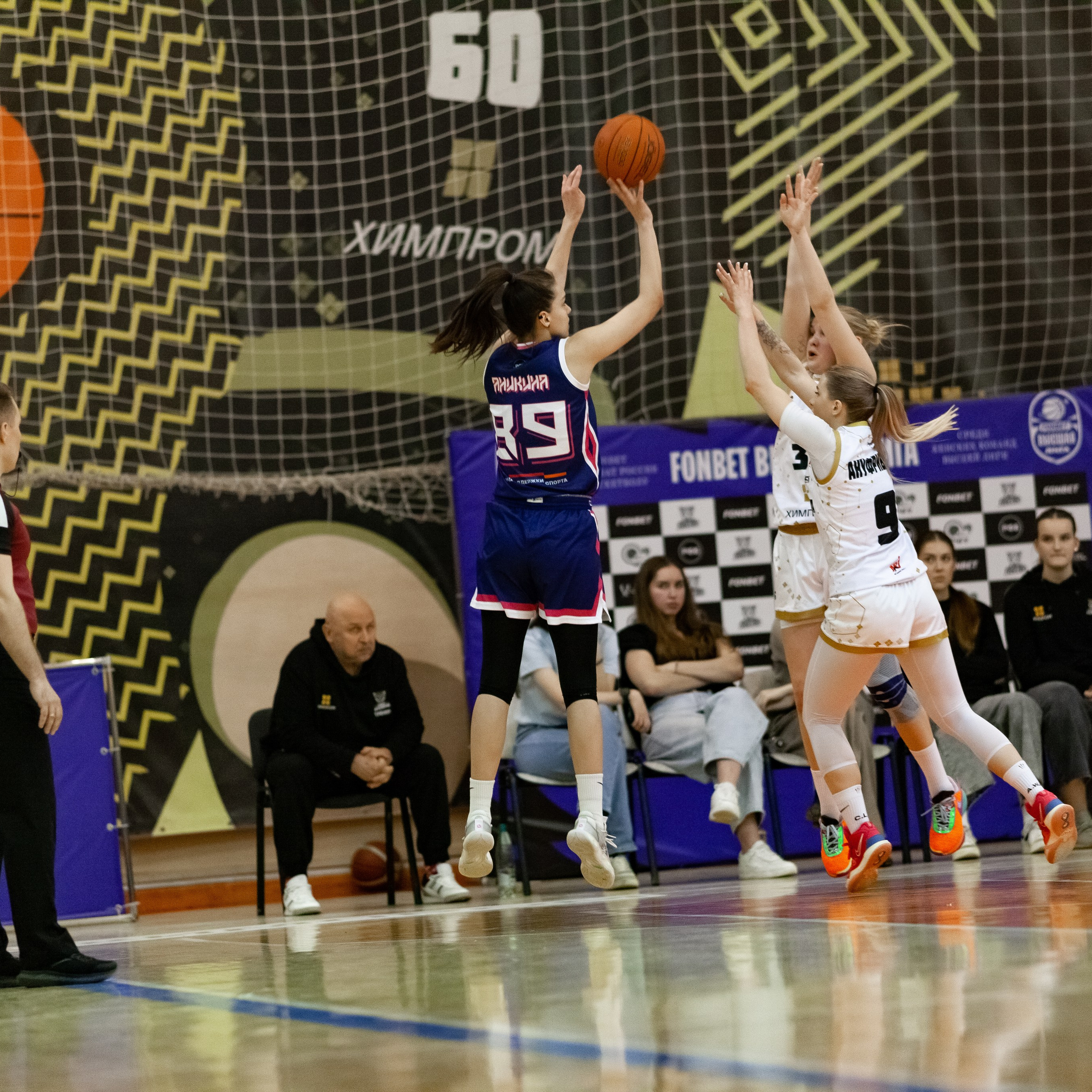 ЧГУ-Атланта — Металлург 3 игра. Фотография