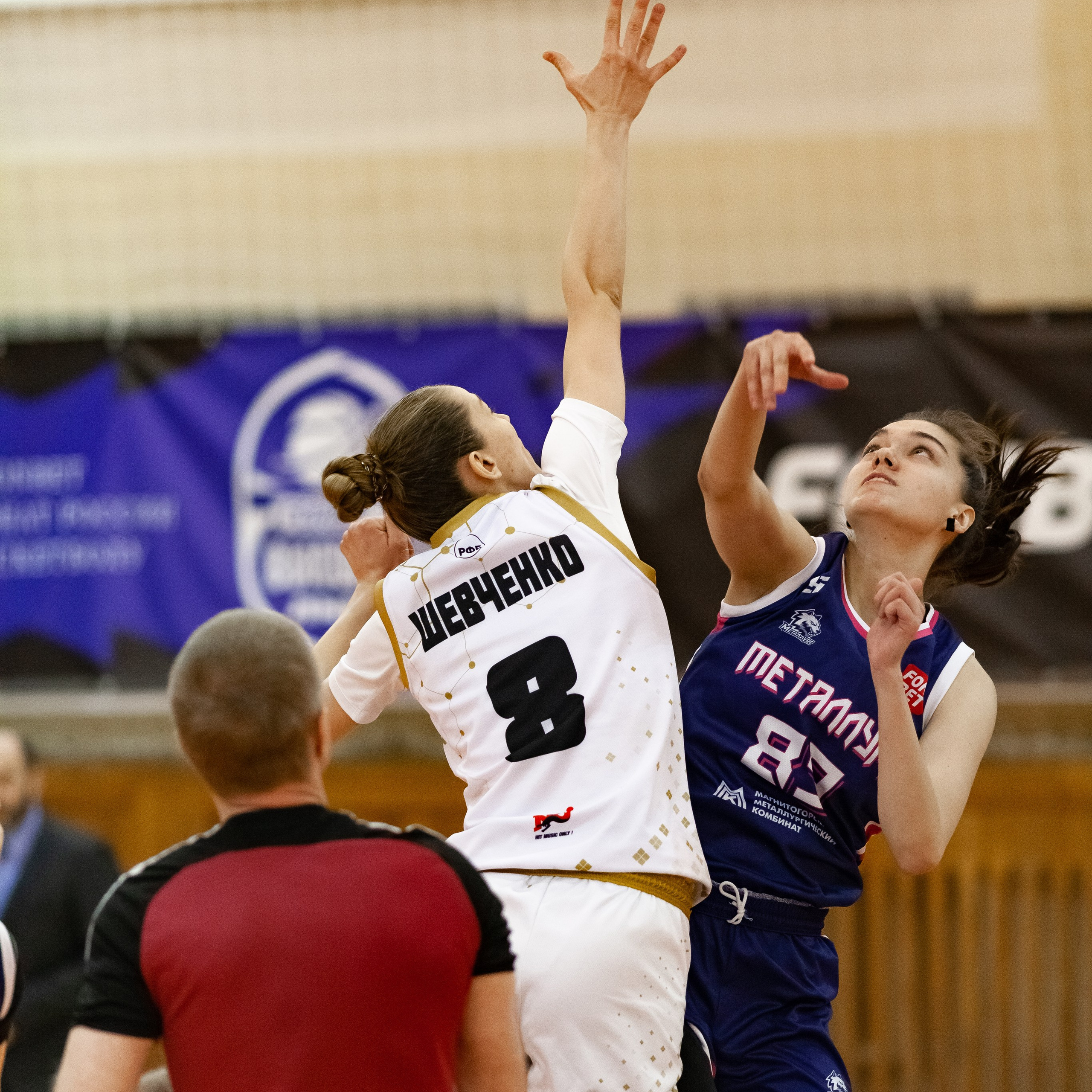 ЧГУ-Атланта — Металлург 3 игра. Фотография