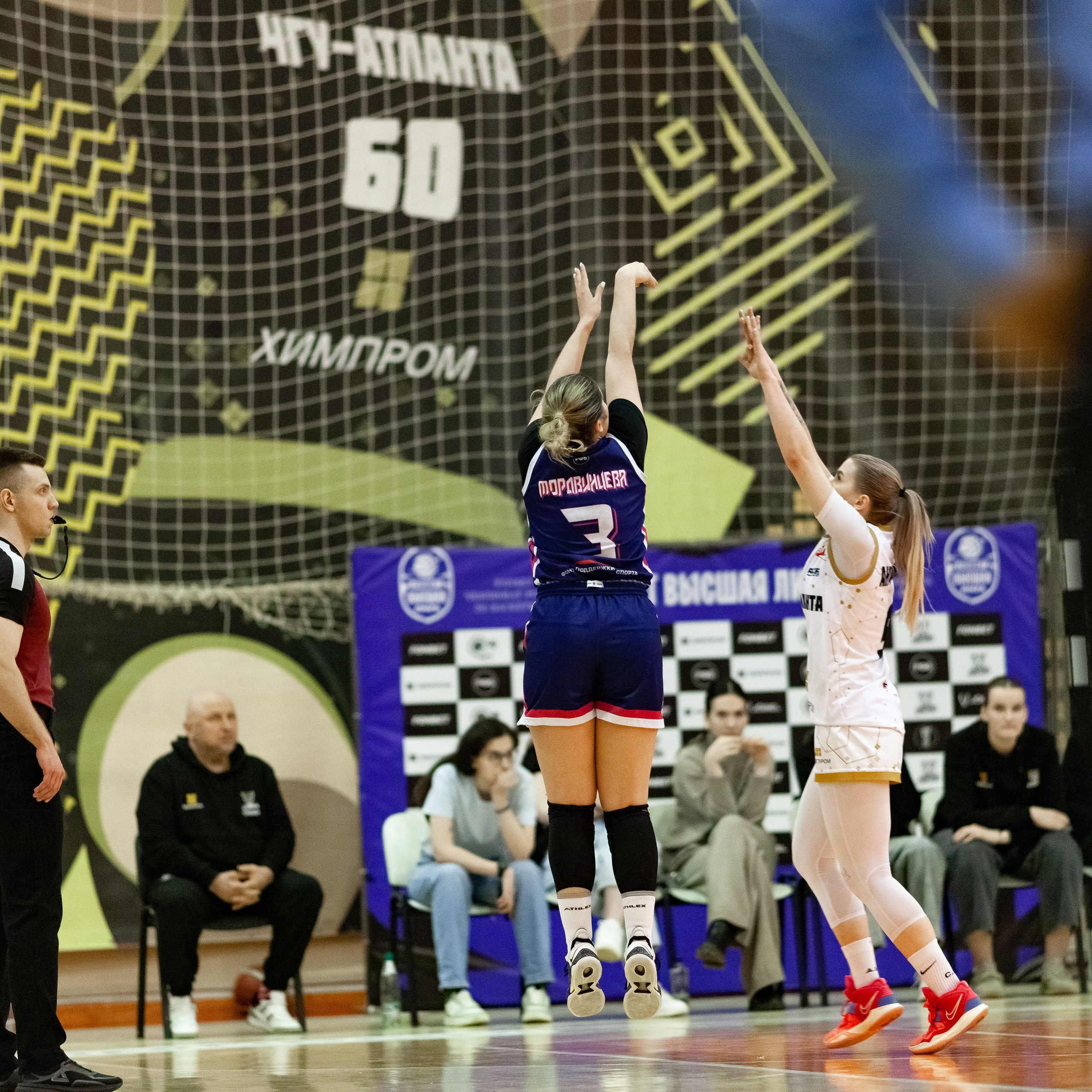 ЧГУ-Атланта — Металлург 3 игра. Фотография