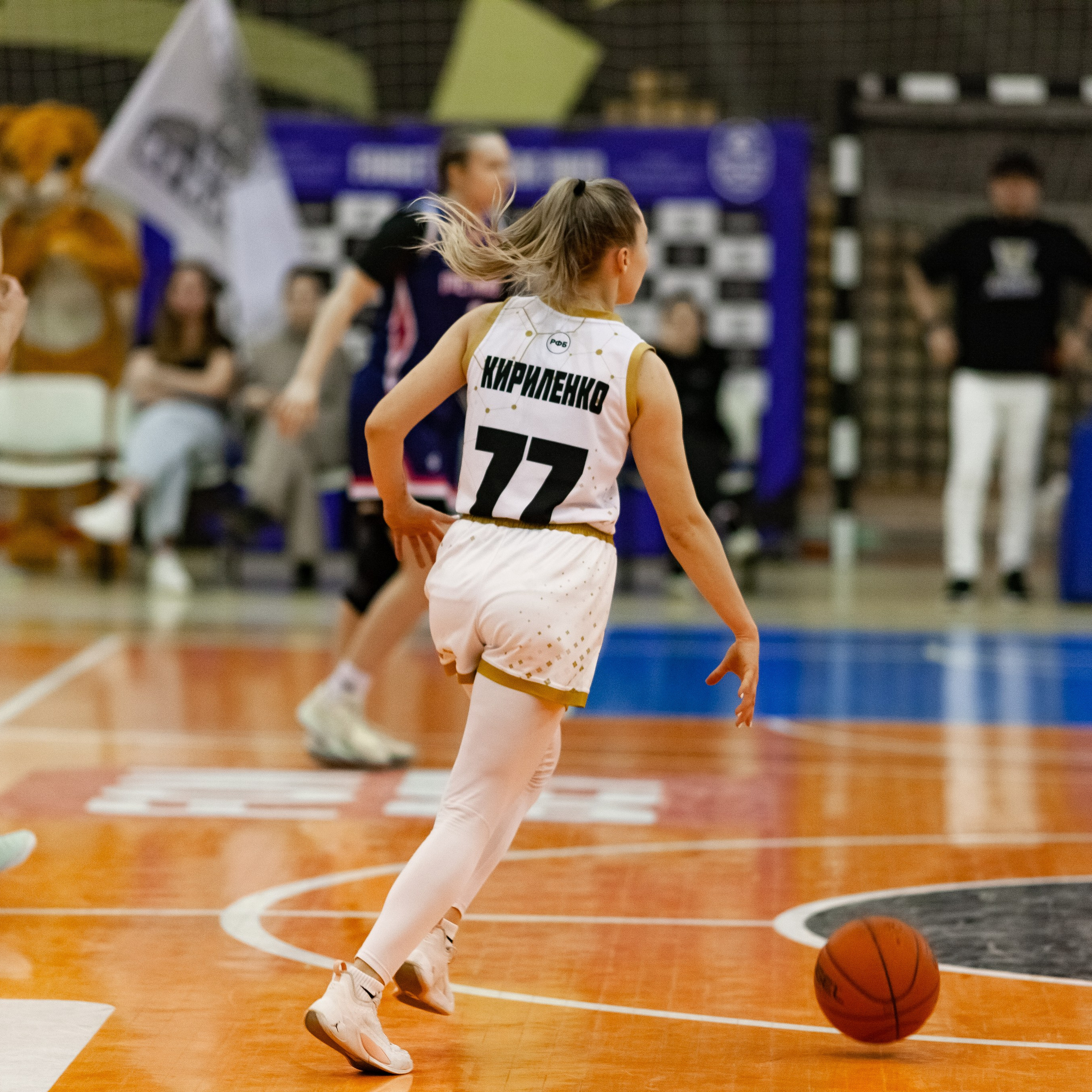 ЧГУ-Атланта — Металлург 3 игра. Фотография