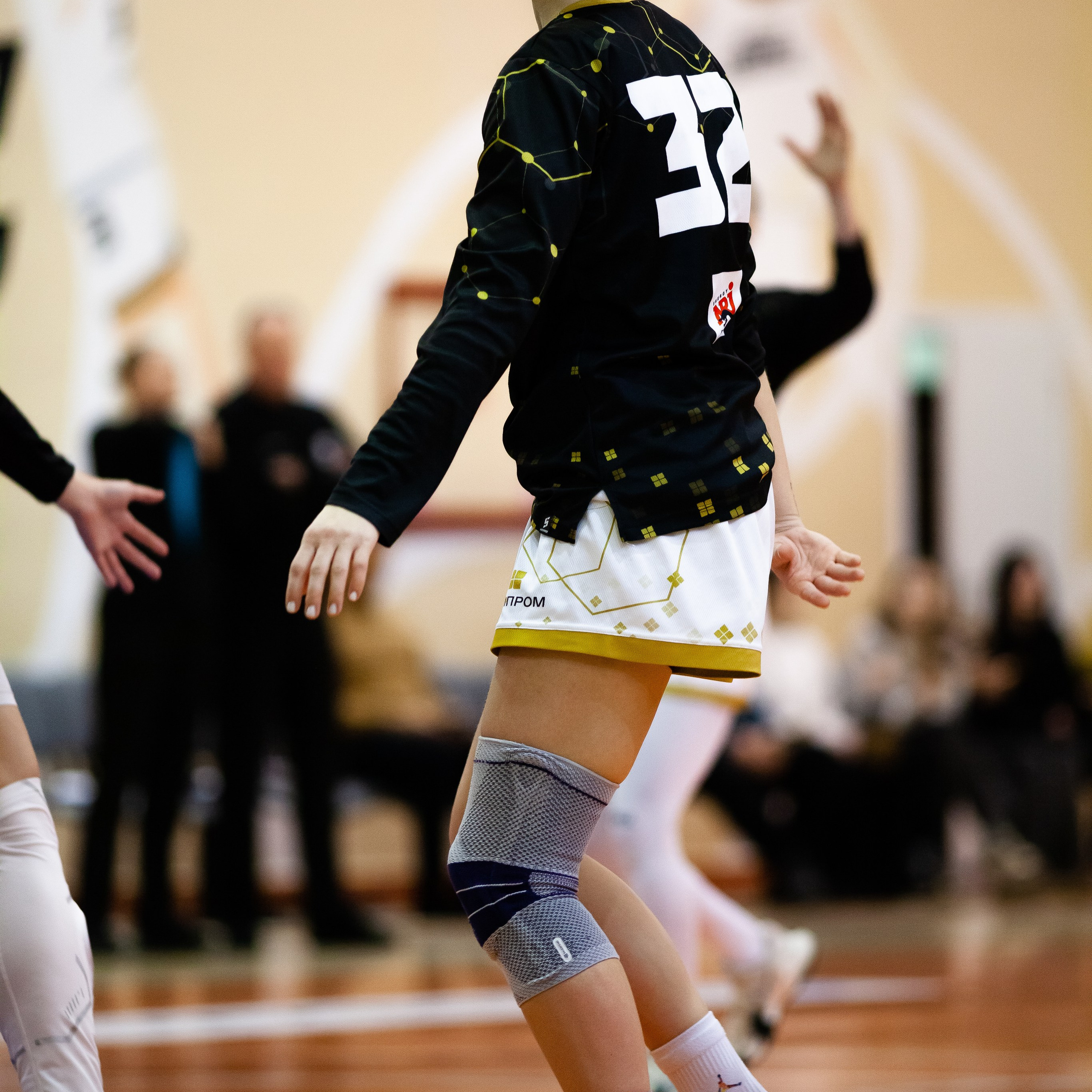 ЧГУ-Атланта — Юность 1 игра. Фотография