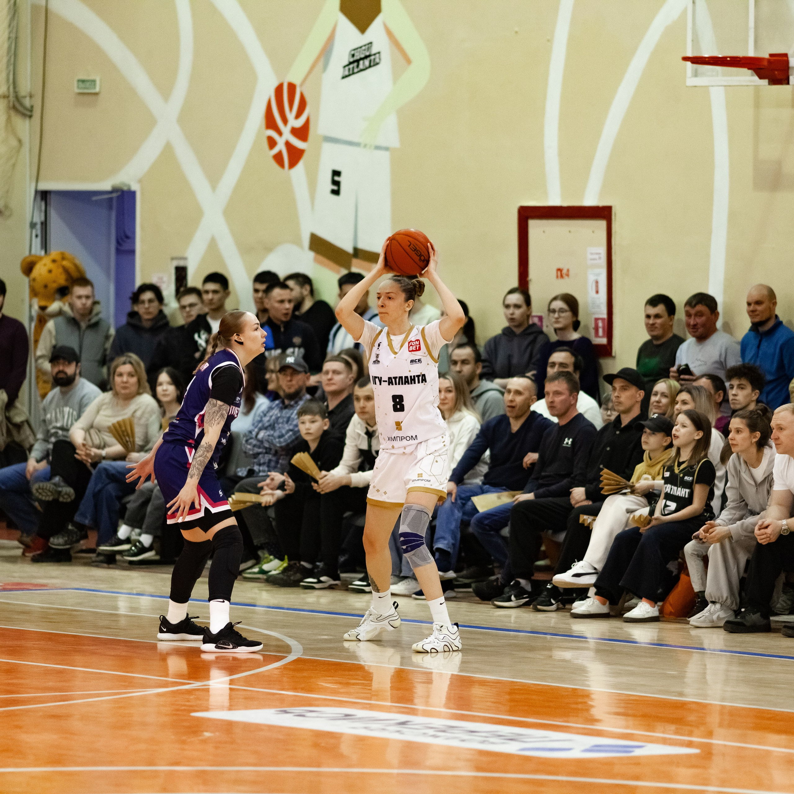 ЧГУ-Атланта — Металлург 3 игра. Фотография