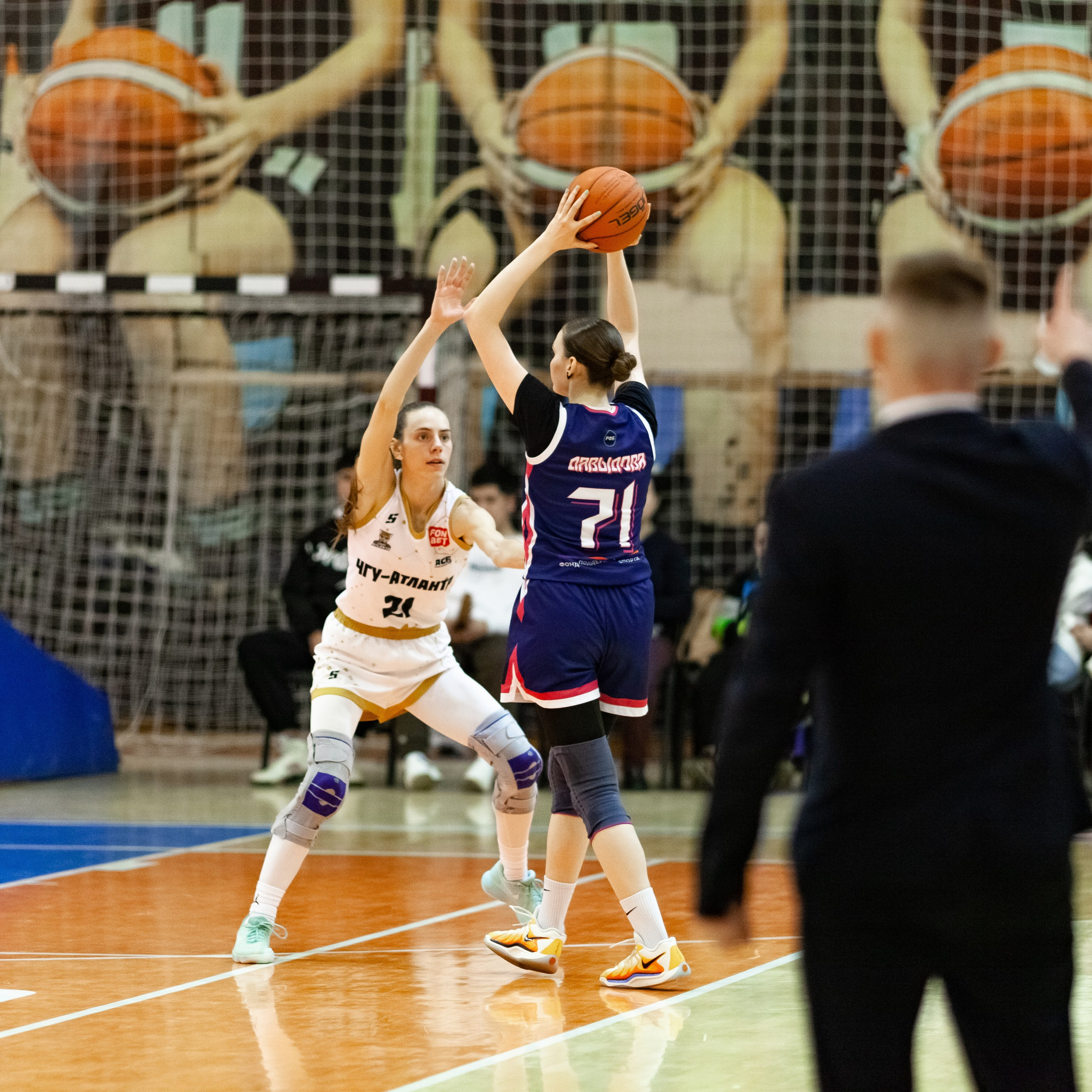 ЧГУ-Атланта — Металлург 3 игра. Фотография