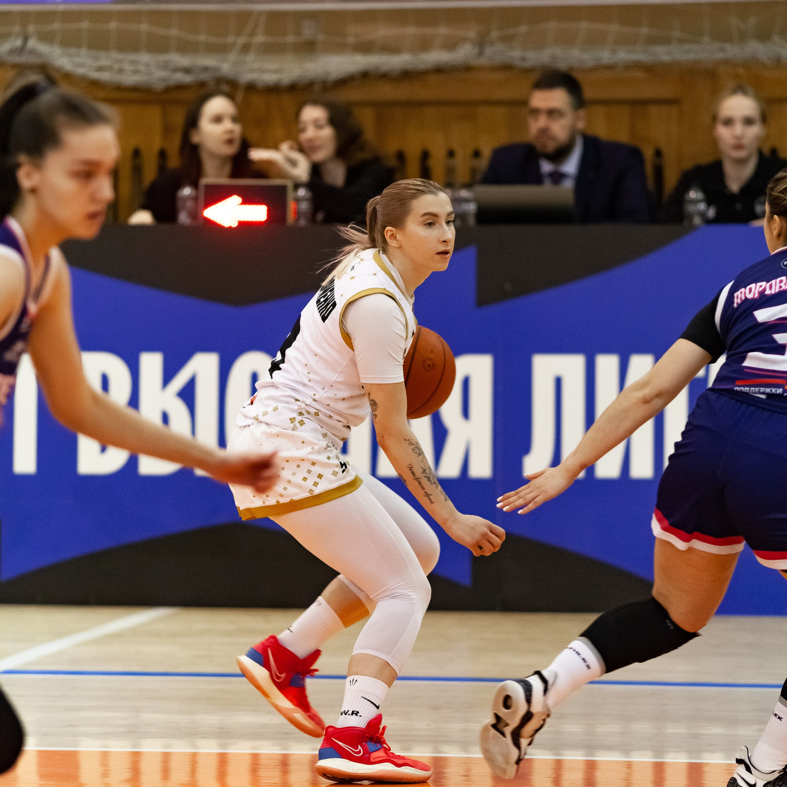 ЧГУ-Атланта — Металлург 3 игра. Фотография