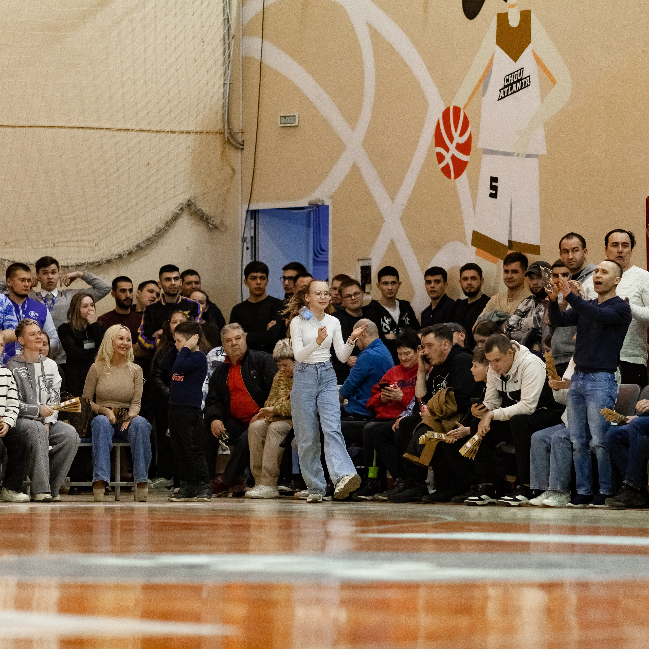 ЧГУ-Атланта — Металлург 3 игра. Фотография