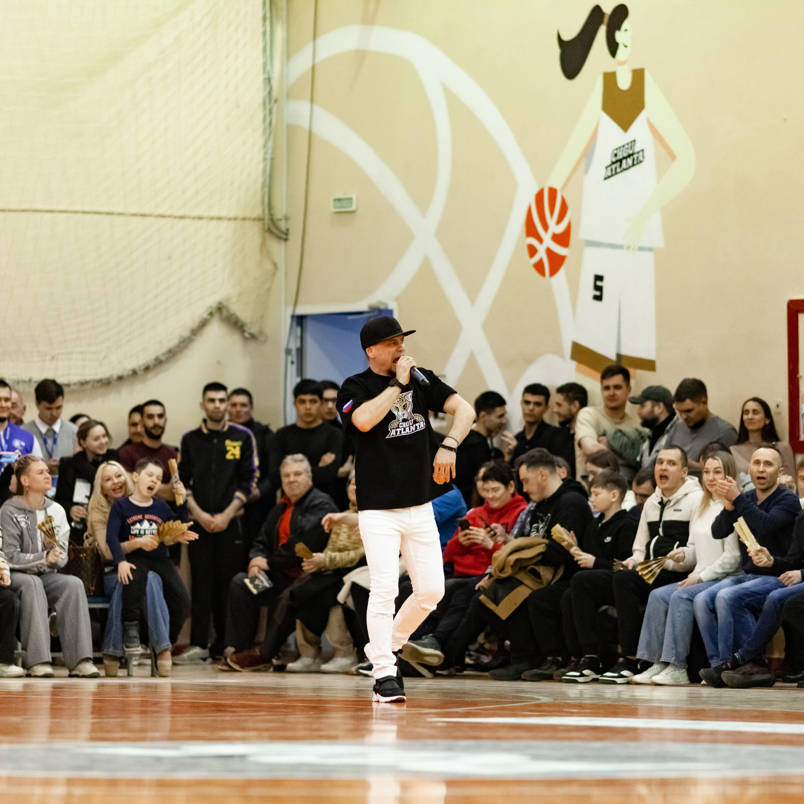 ЧГУ-Атланта — Металлург 3 игра. Фотография