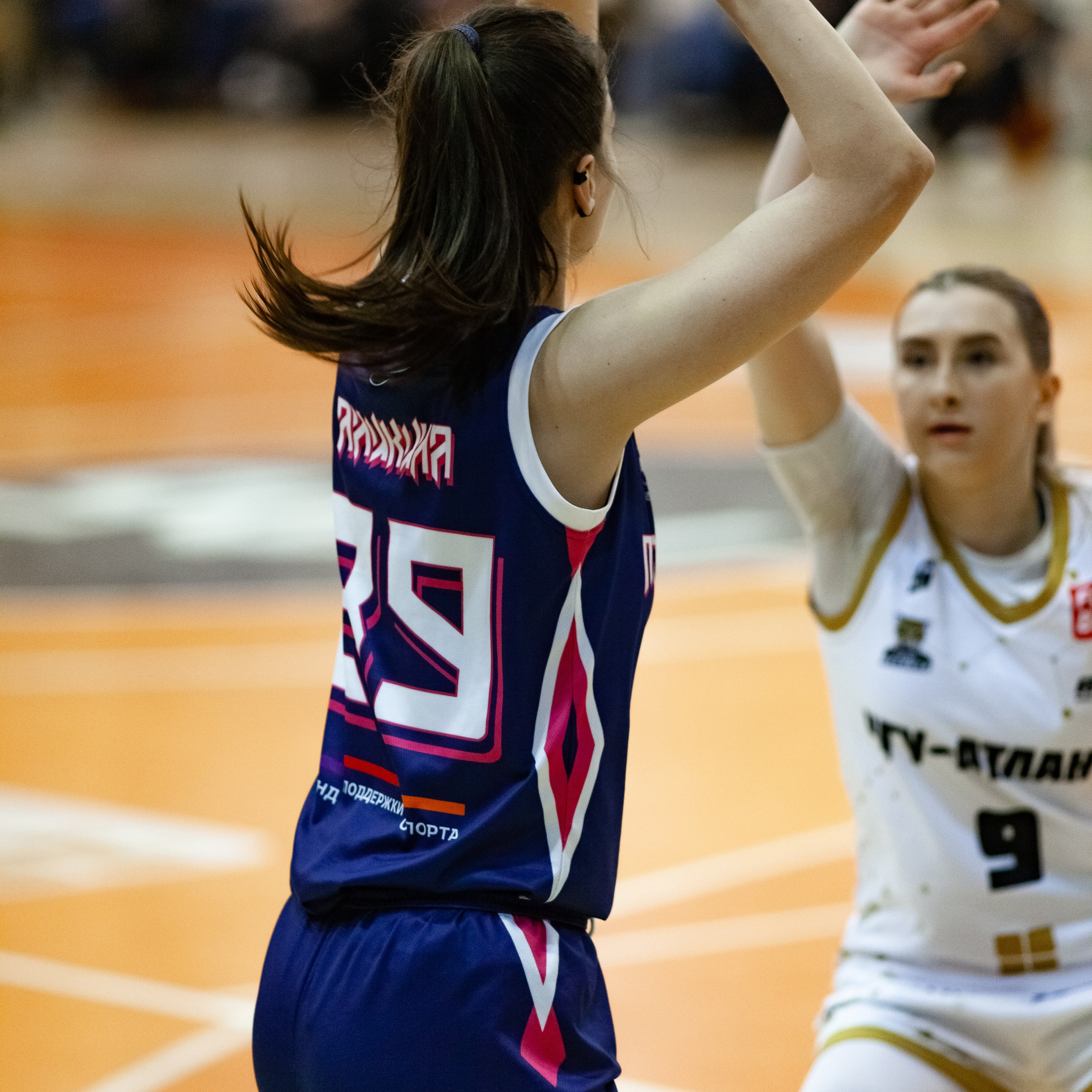 ЧГУ-Атланта — Металлург 3 игра. Фотография