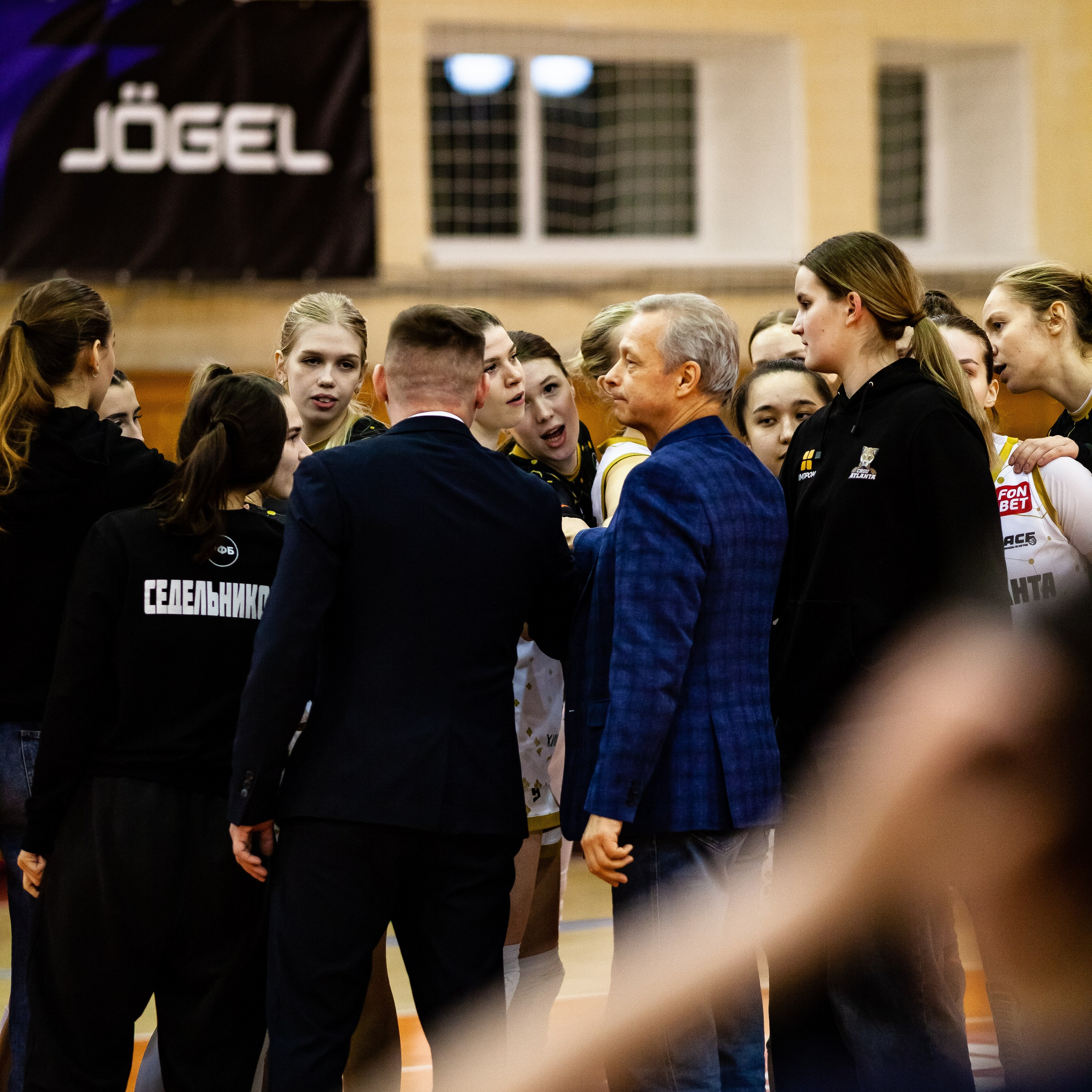 ЧГУ-Атланта — Юность 1 игра. Фотография