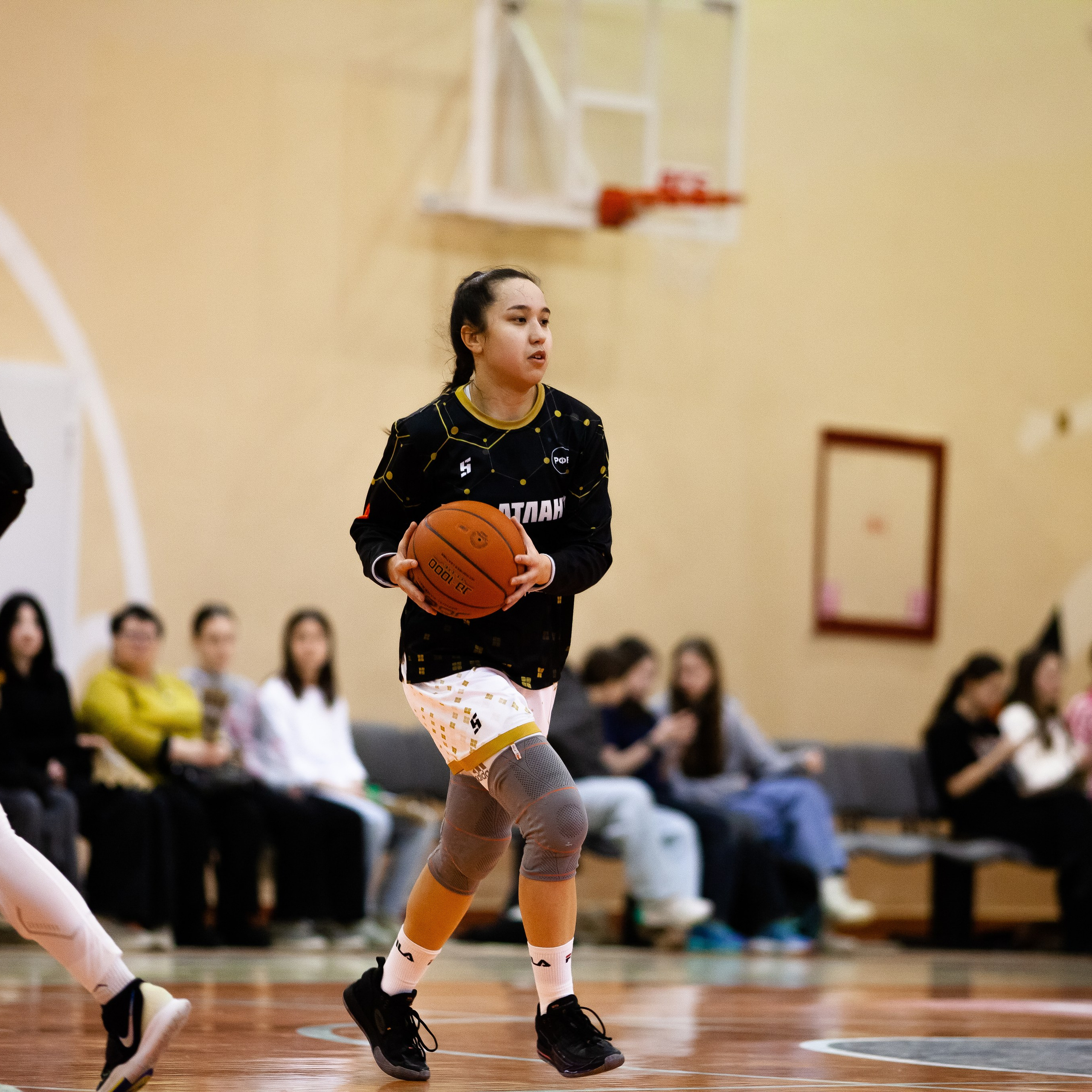 ЧГУ-Атланта — Юность 1 игра. Фотография