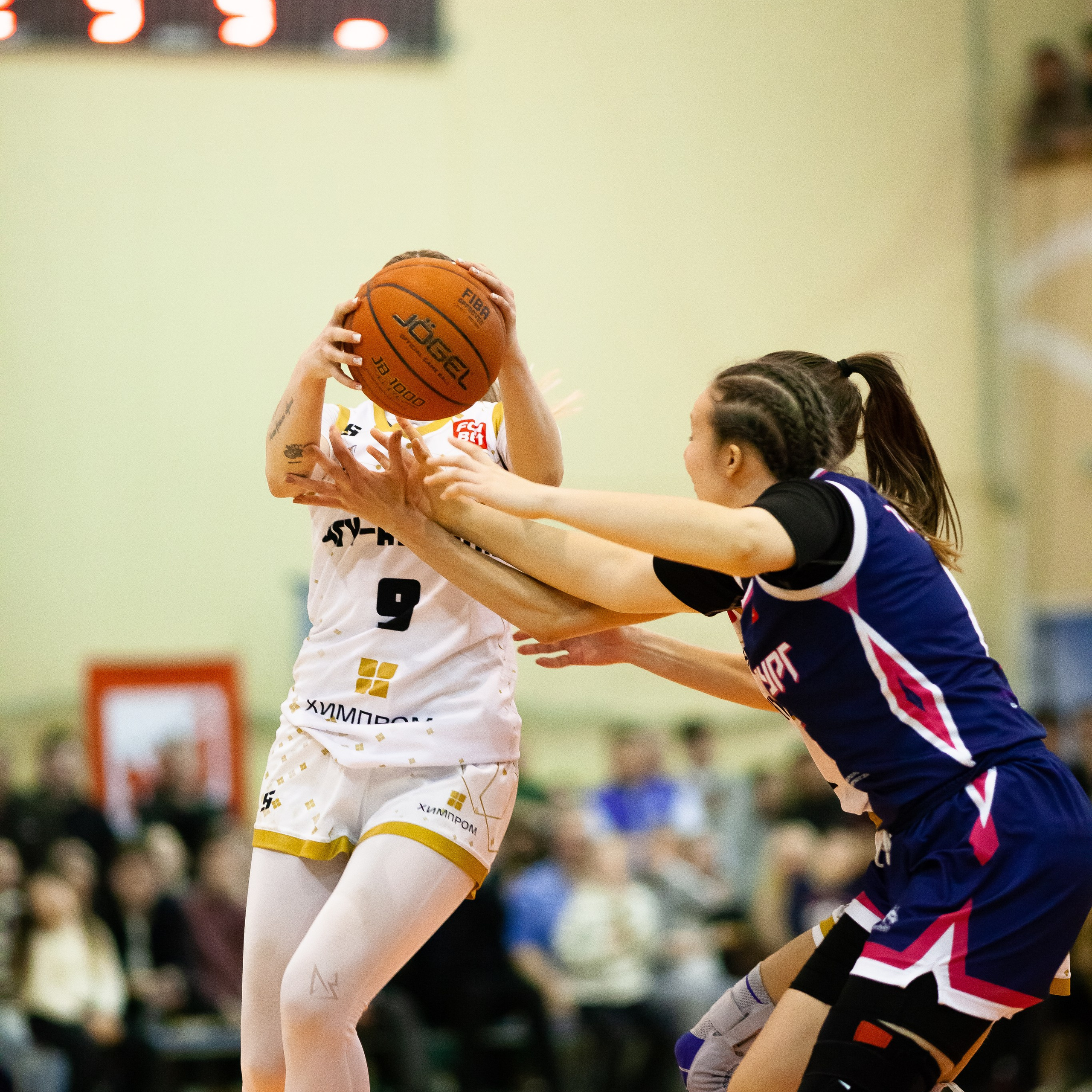 ЧГУ-Атланта — Металлург 3 игра. Фотография