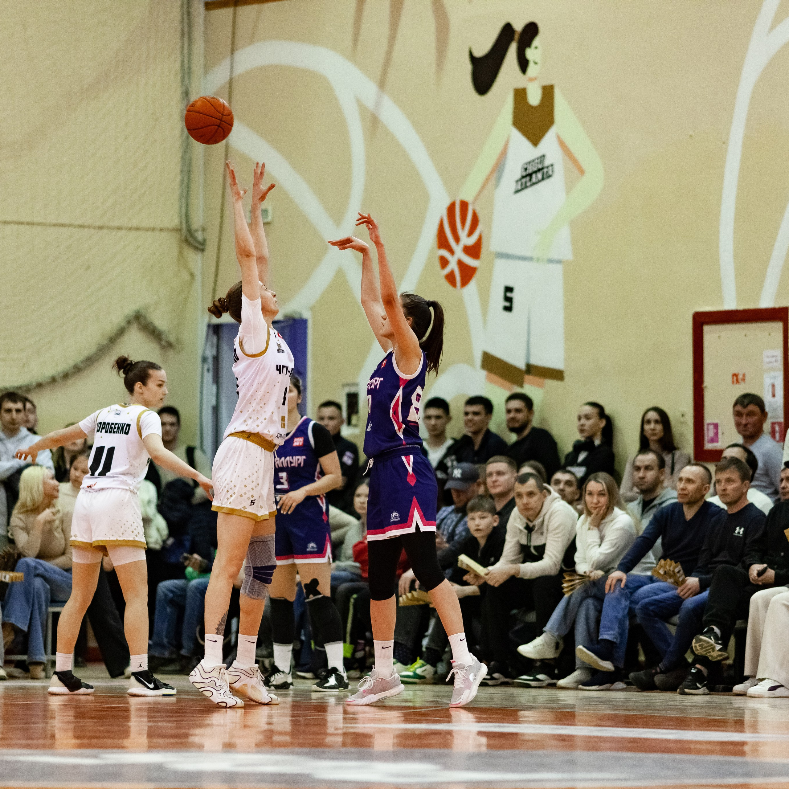 ЧГУ-Атланта — Металлург 3 игра. Фотография