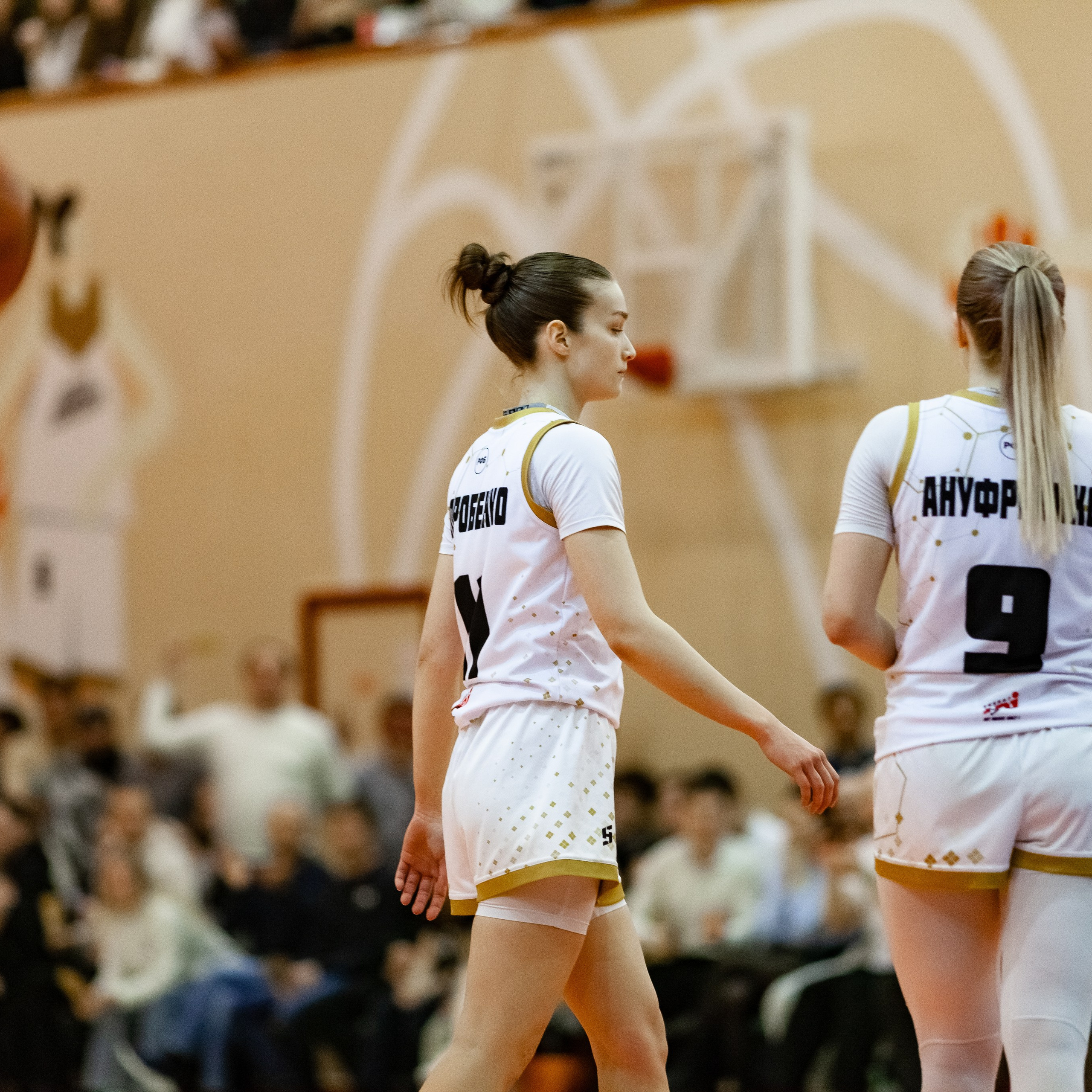 ЧГУ-Атланта — Металлург 3 игра. Фотография