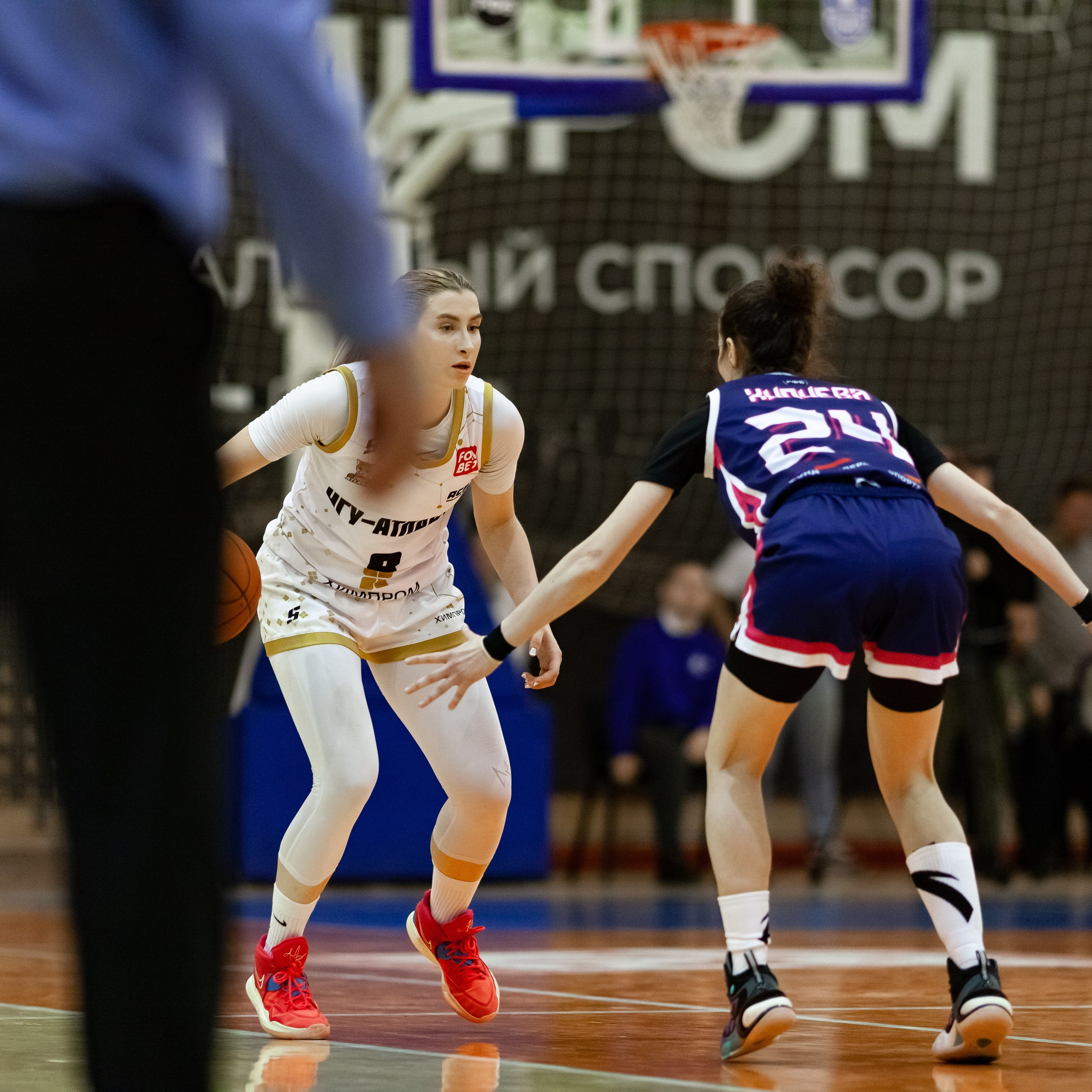 ЧГУ-Атланта — Металлург 3 игра. Фотография