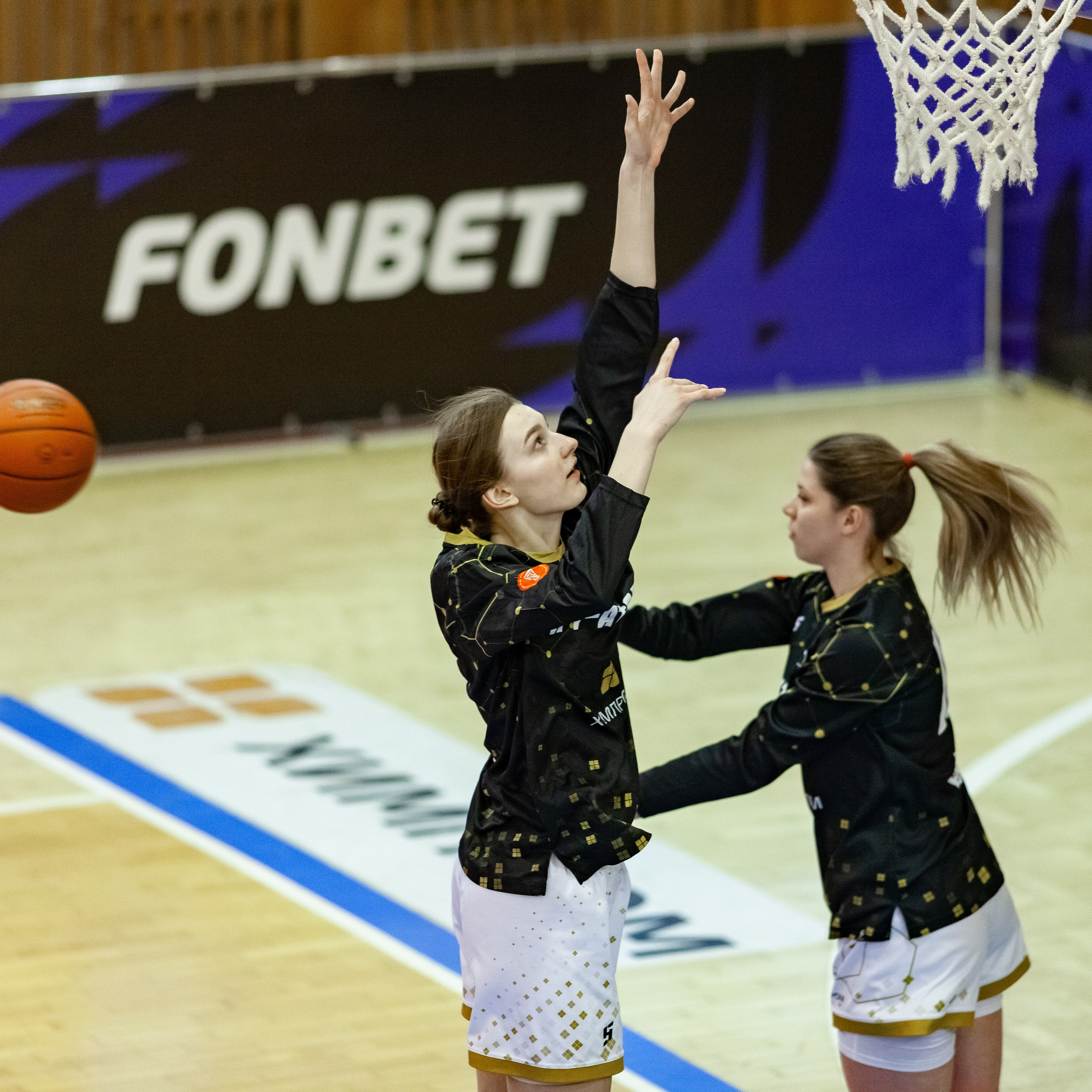 ЧГУ-Атланта — Металлург 3 игра. Фотография