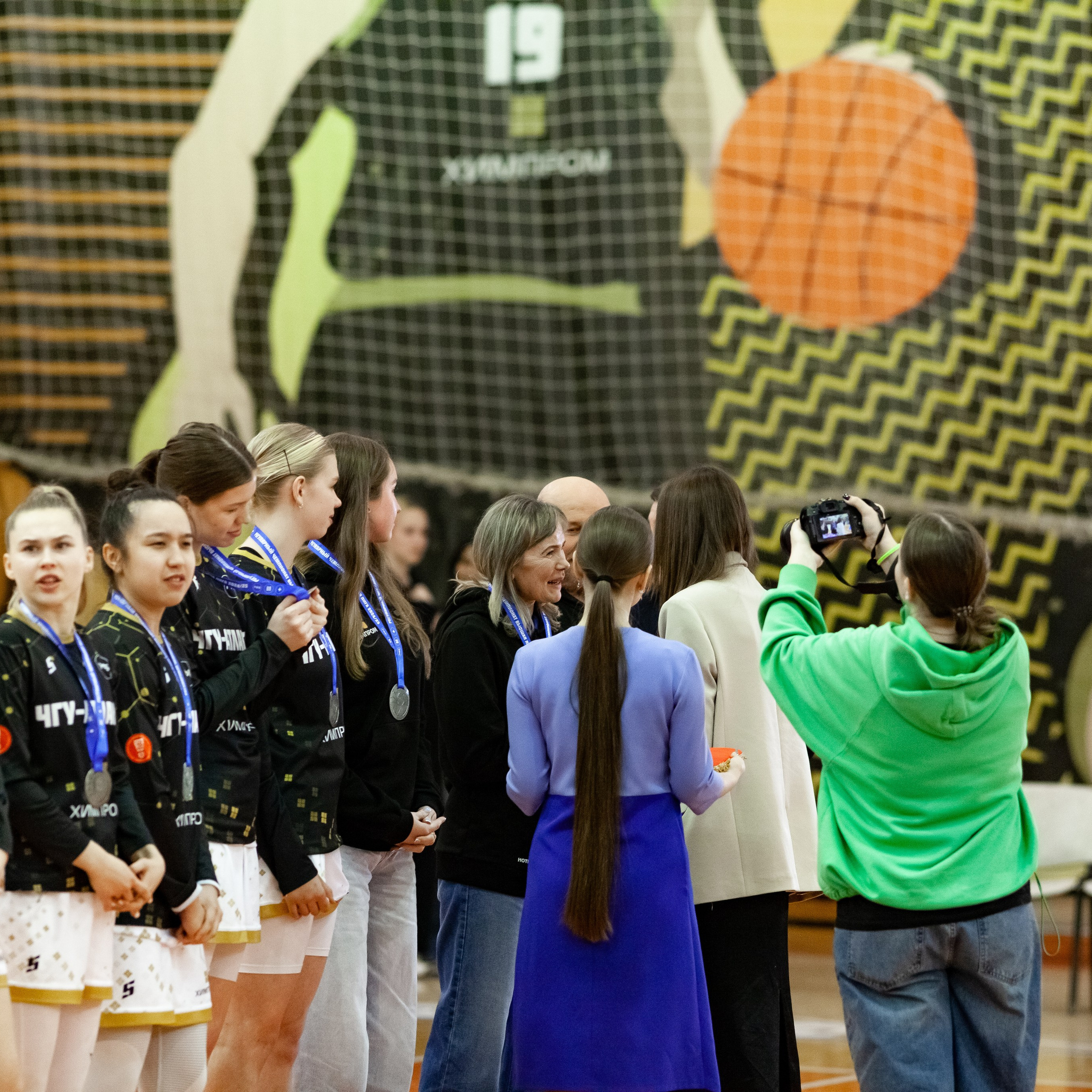 ЧГУ-Атланта — Металлург 3 игра. Фотография