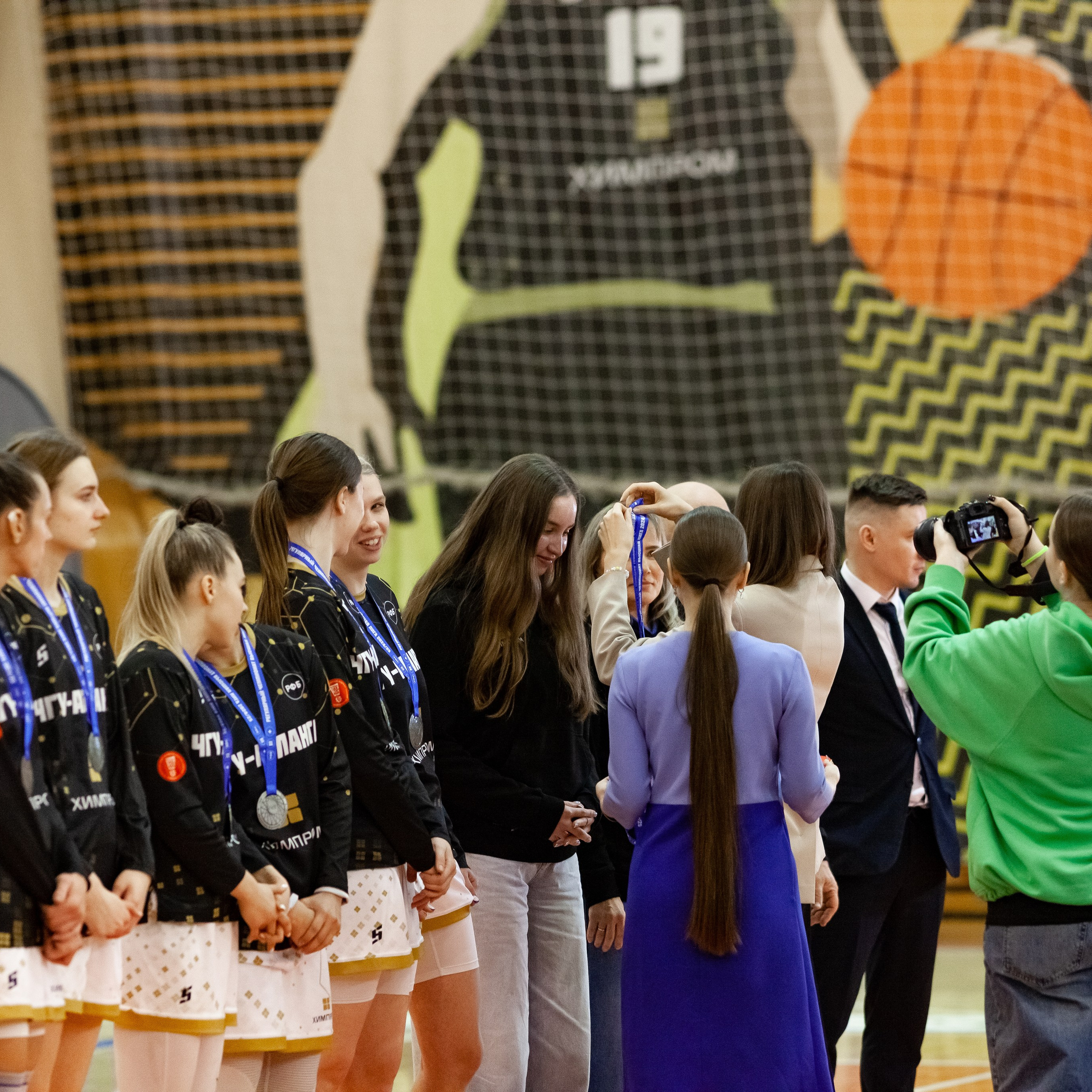 ЧГУ-Атланта — Металлург 3 игра. Фотография