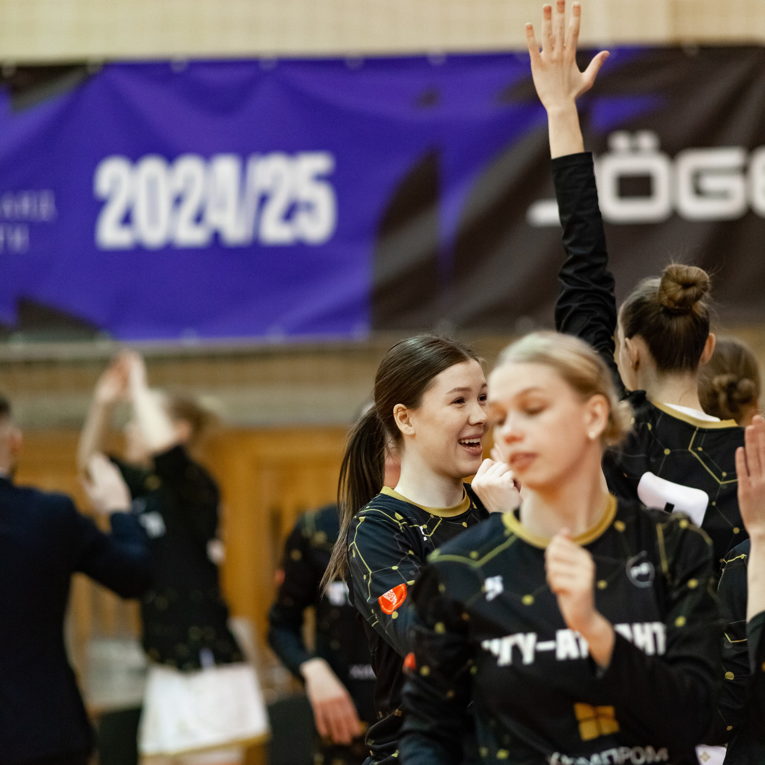 ЧГУ-Атланта — Металлург 3 игра. Фотография