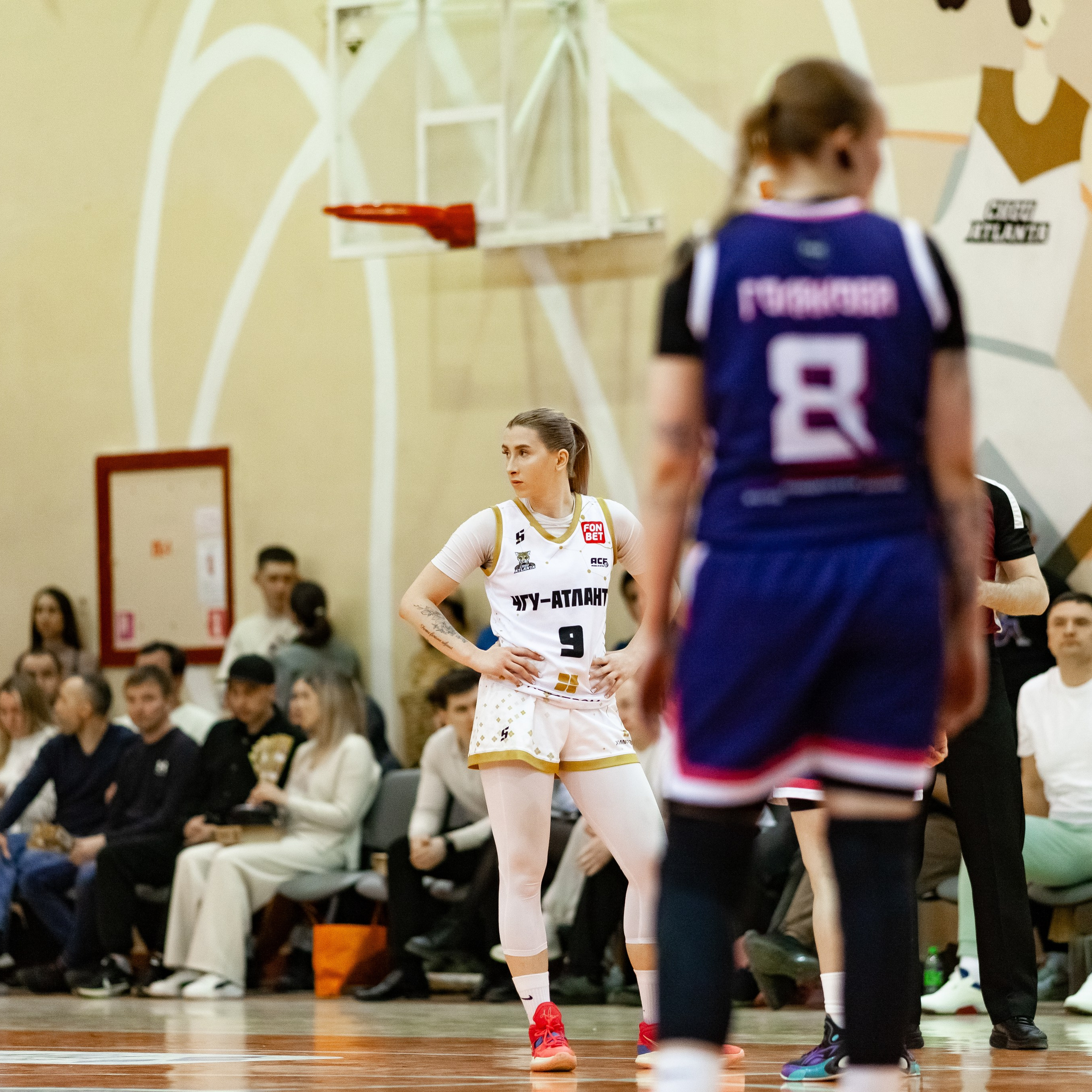 ЧГУ-Атланта — Металлург 3 игра. Фотография