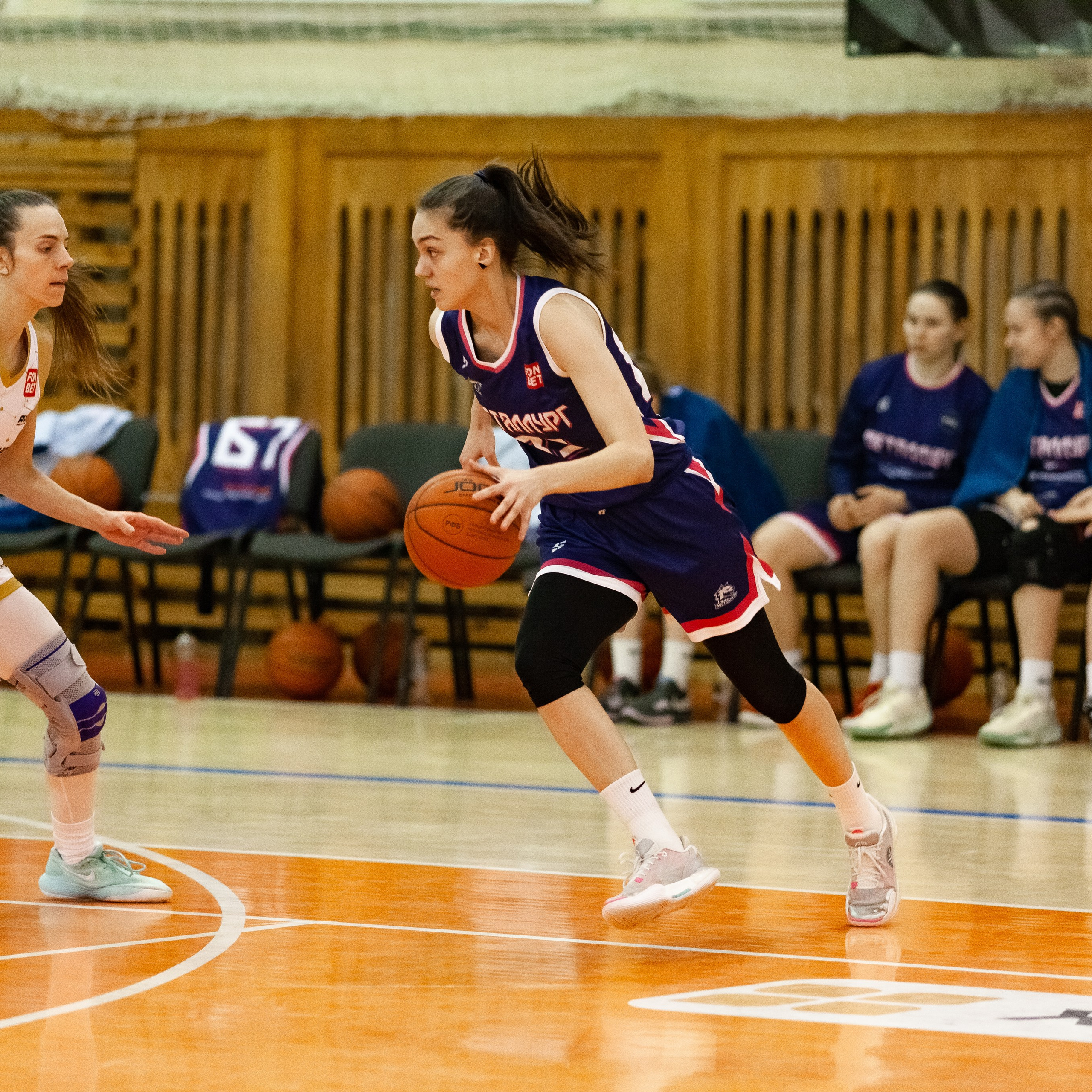 ЧГУ-Атланта — Металлург 3 игра. Фотография