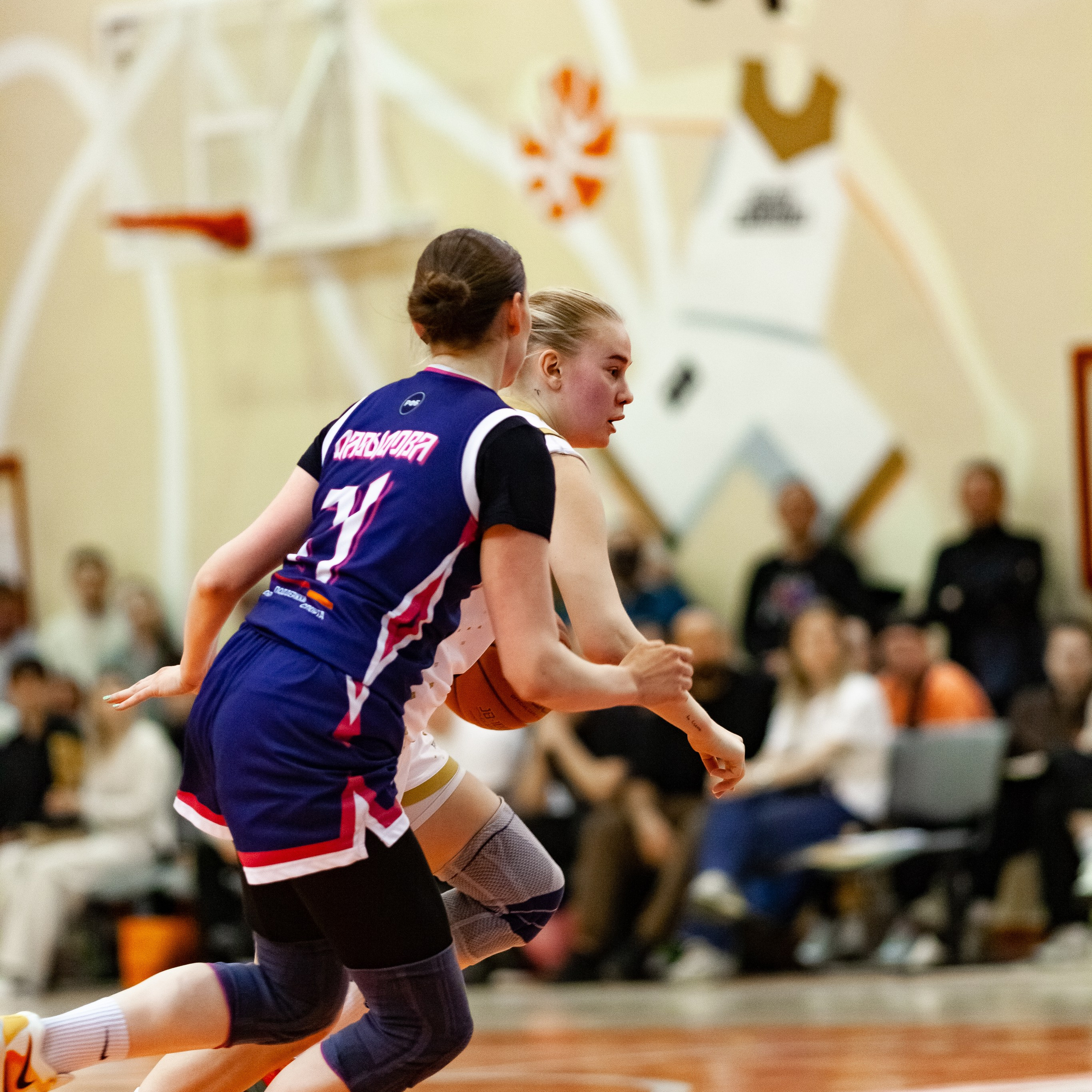 ЧГУ-Атланта — Металлург 3 игра. Фотография