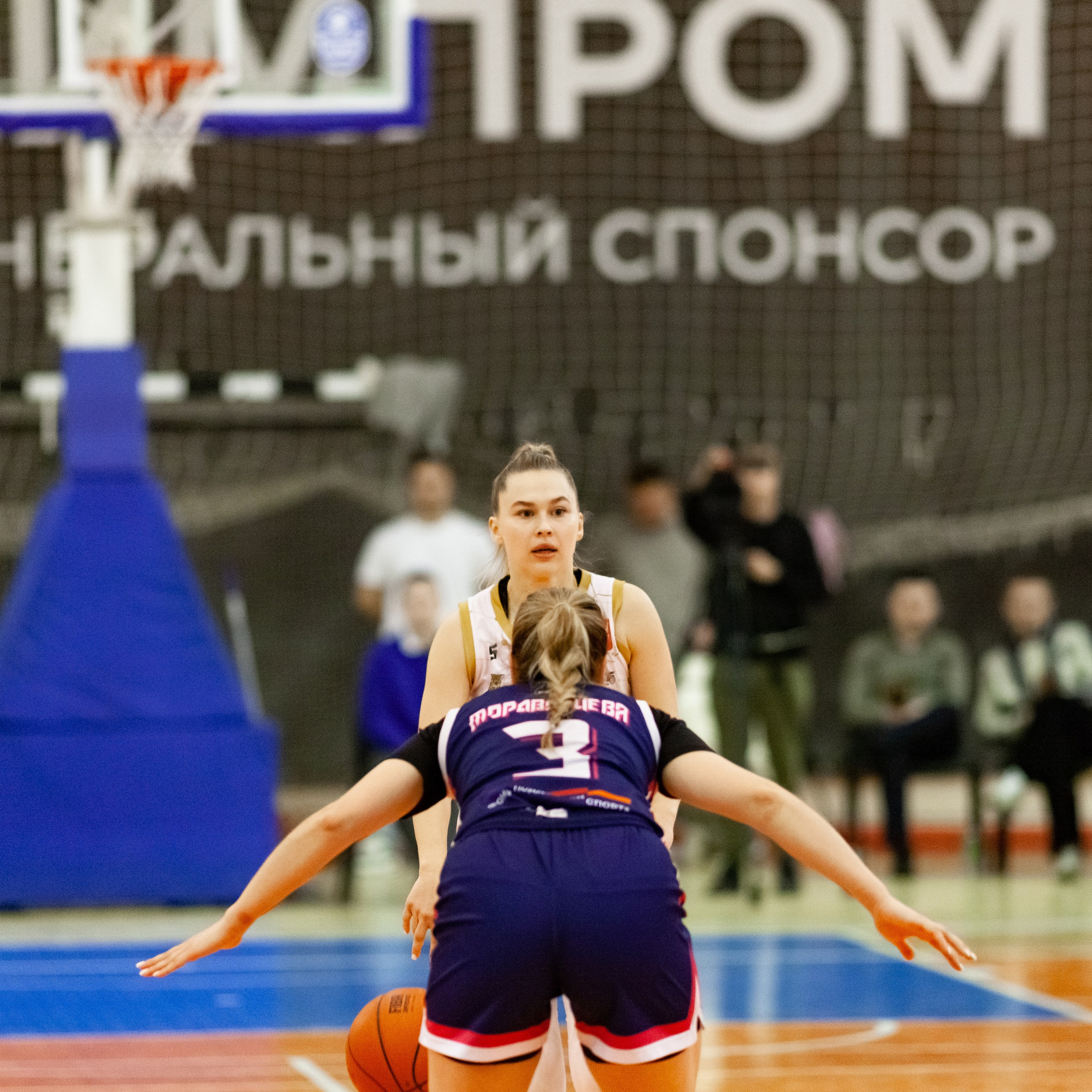 ЧГУ-Атланта — Металлург 3 игра. Фотография