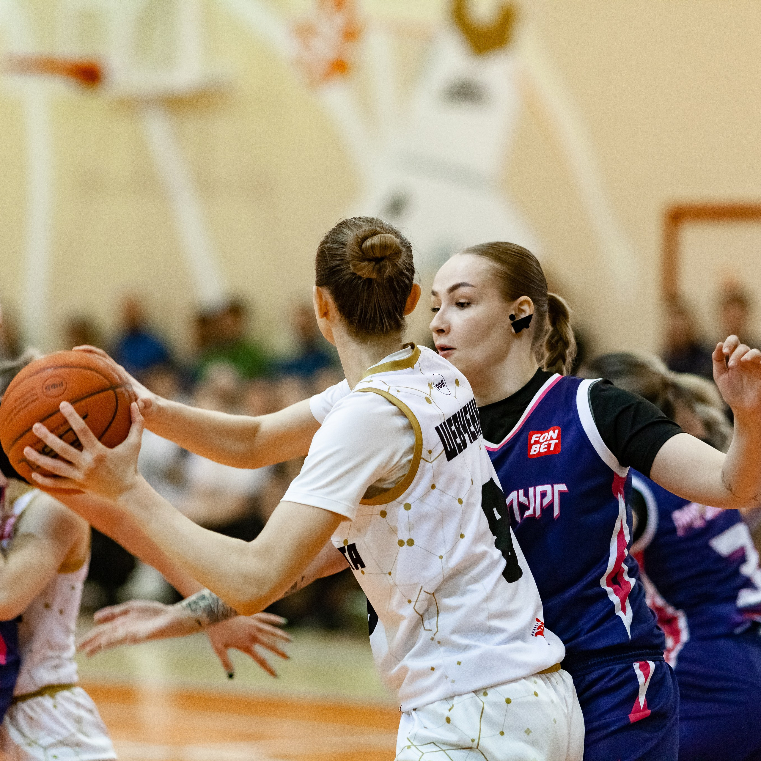 ЧГУ-Атланта — Металлург 3 игра. Фотография