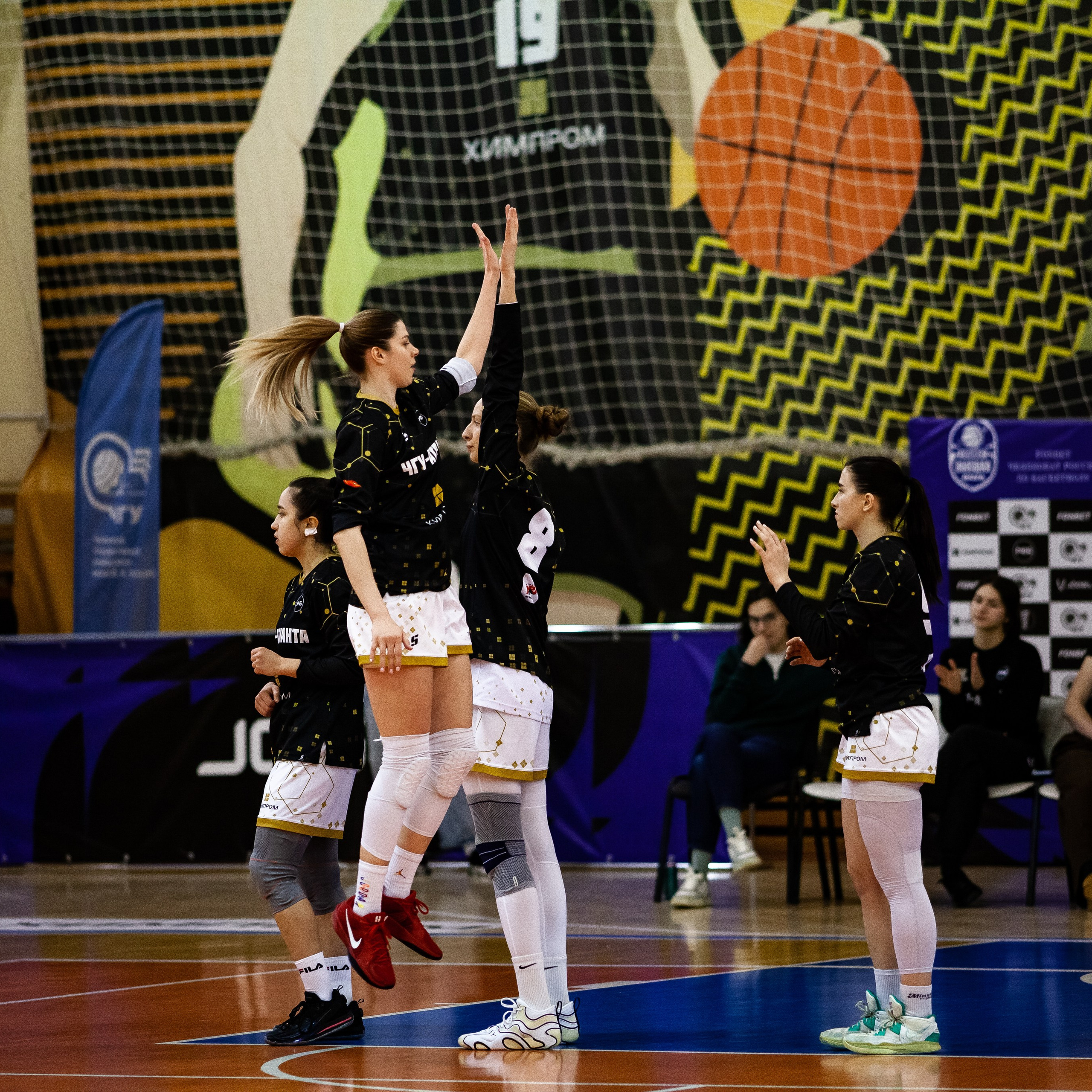 ЧГУ-Атланта — Юность 1 игра. Фотография