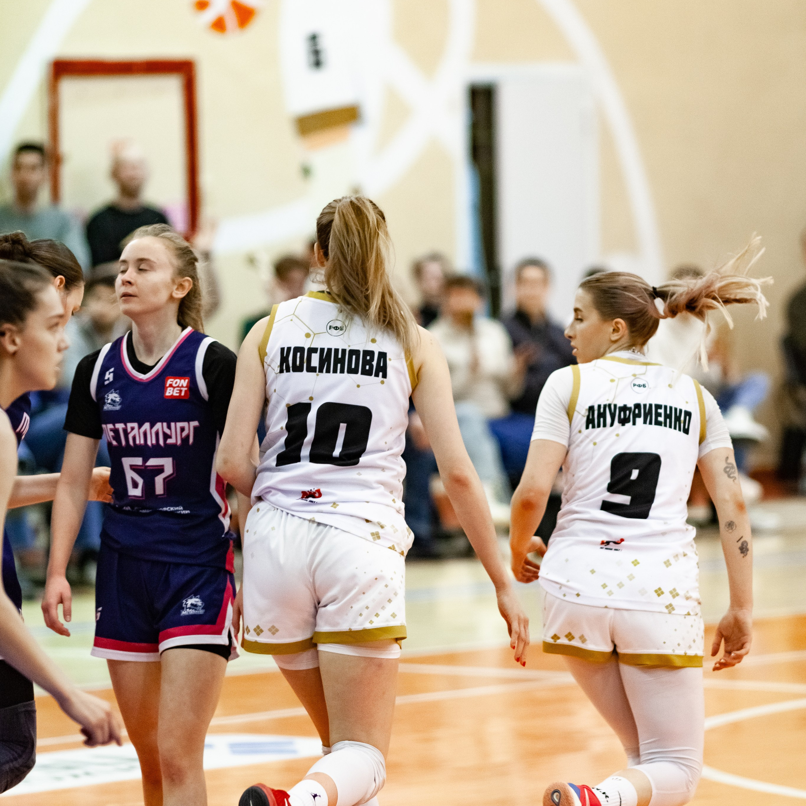 ЧГУ-Атланта — Металлург 3 игра. Фотография