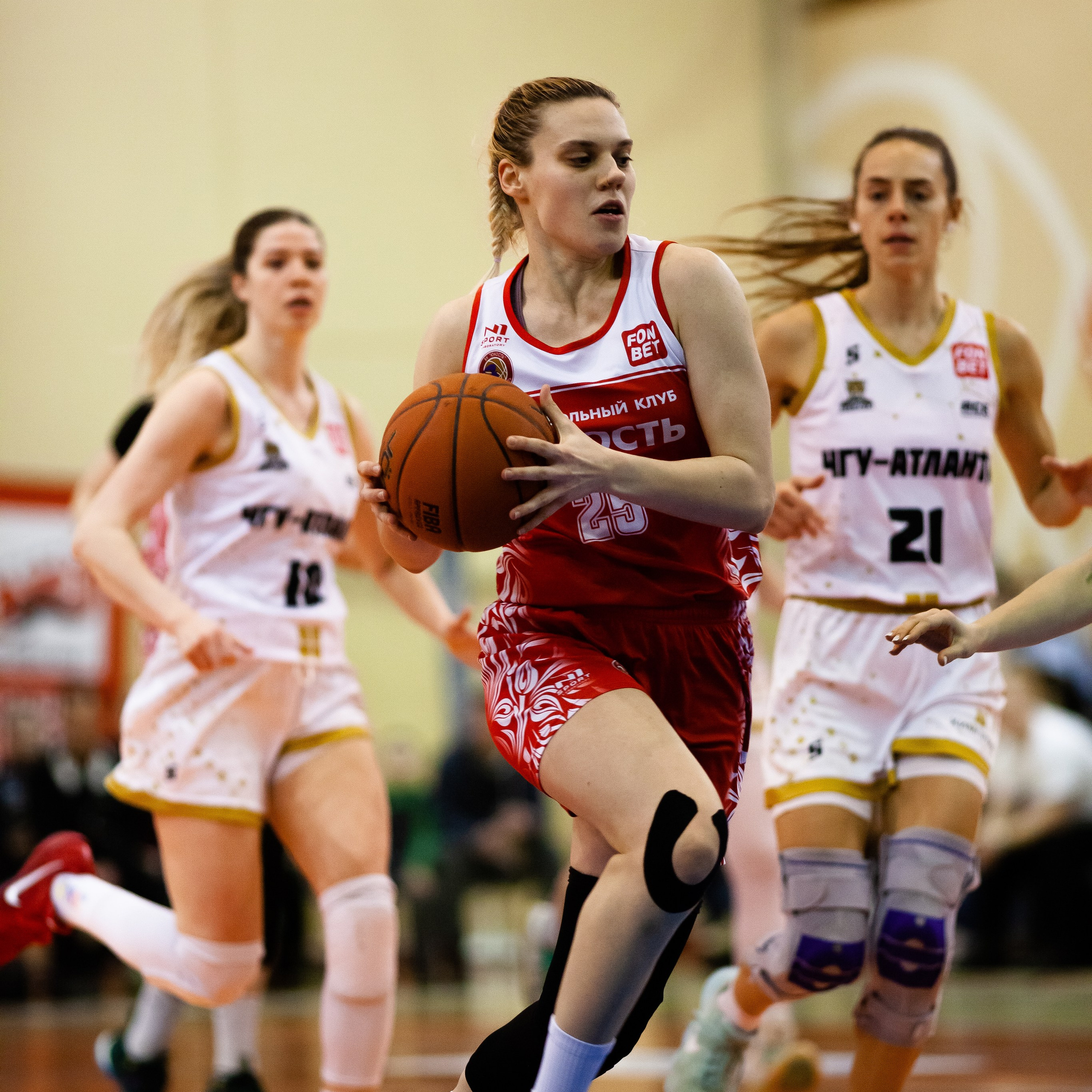 ЧГУ-Атланта — Юность 1 игра. Фотография