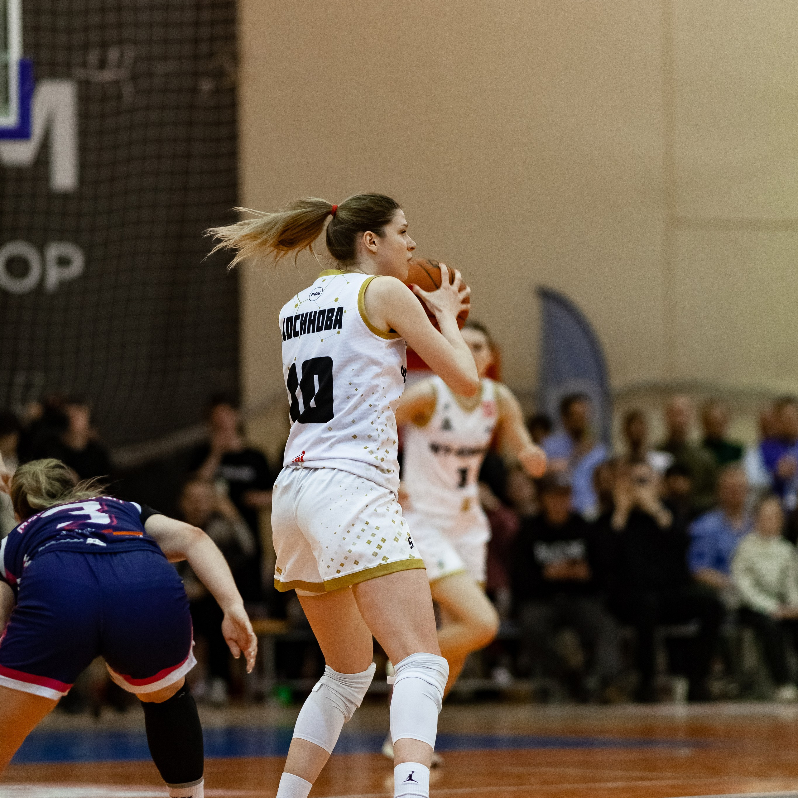 ЧГУ-Атланта — Металлург 3 игра. Фотография