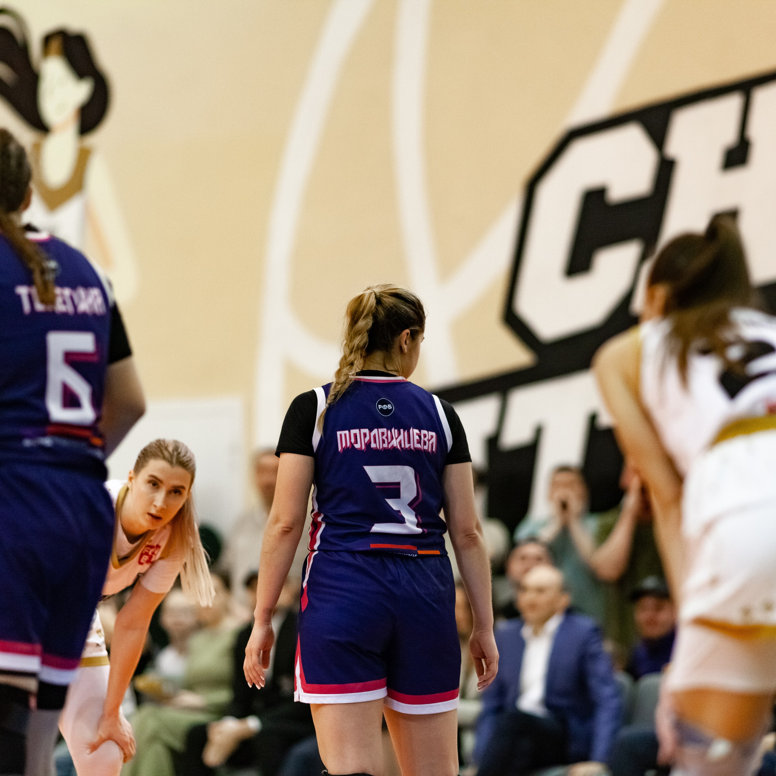 ЧГУ-Атланта — Металлург 3 игра. Фотография