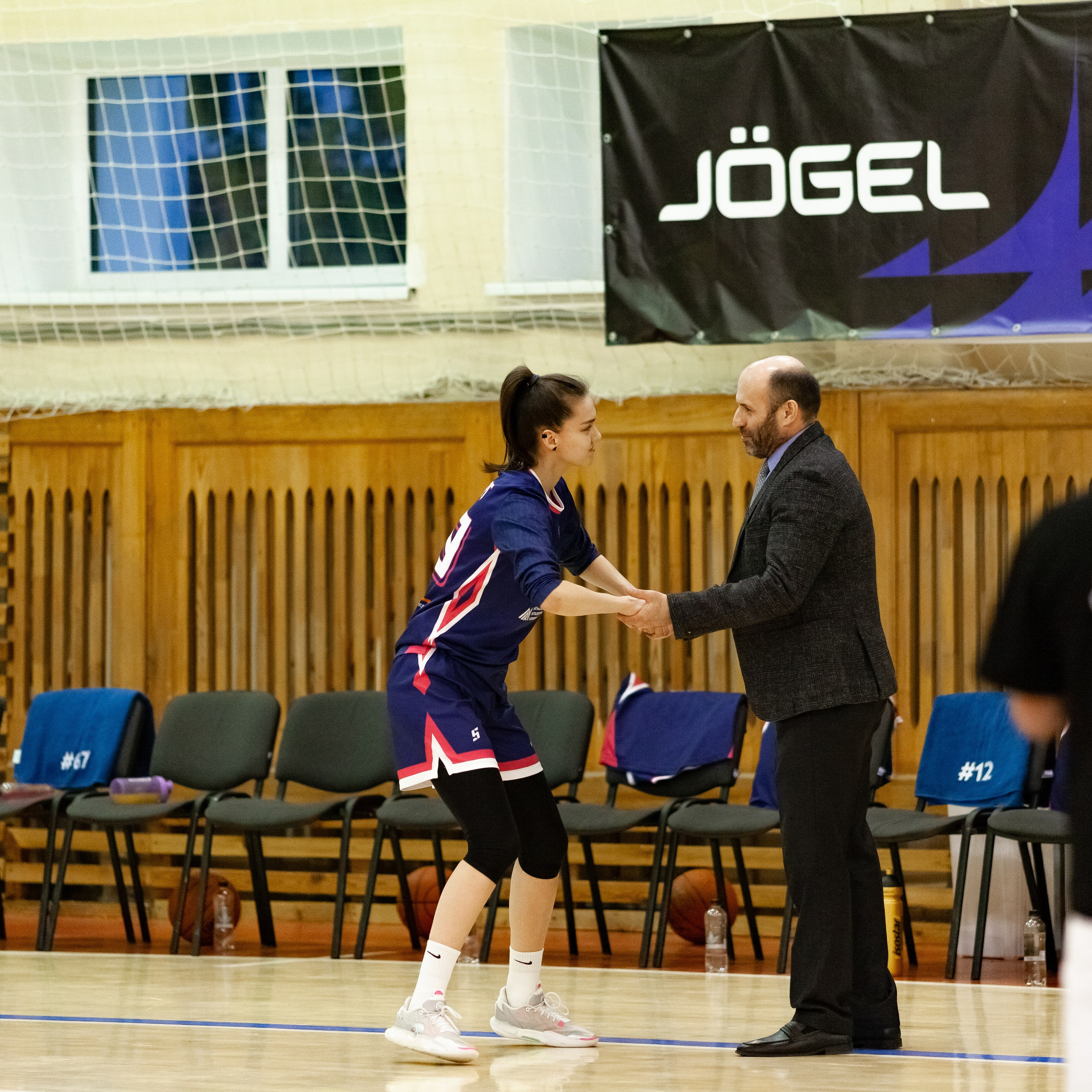 ЧГУ-Атланта — Металлург 3 игра. Фотография