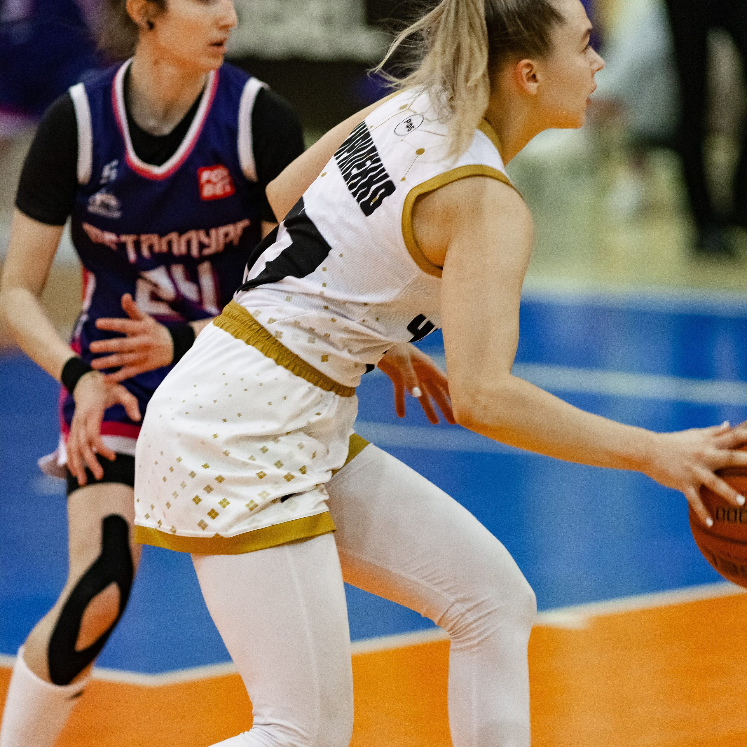 ЧГУ-Атланта — Металлург 3 игра. Фотография