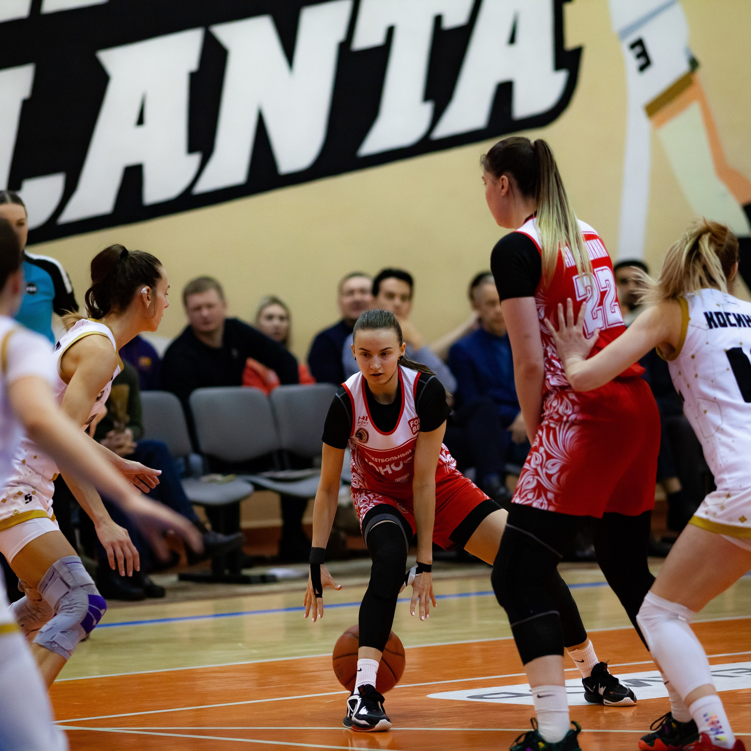 ЧГУ-Атланта — Юность 1 игра. Фотография