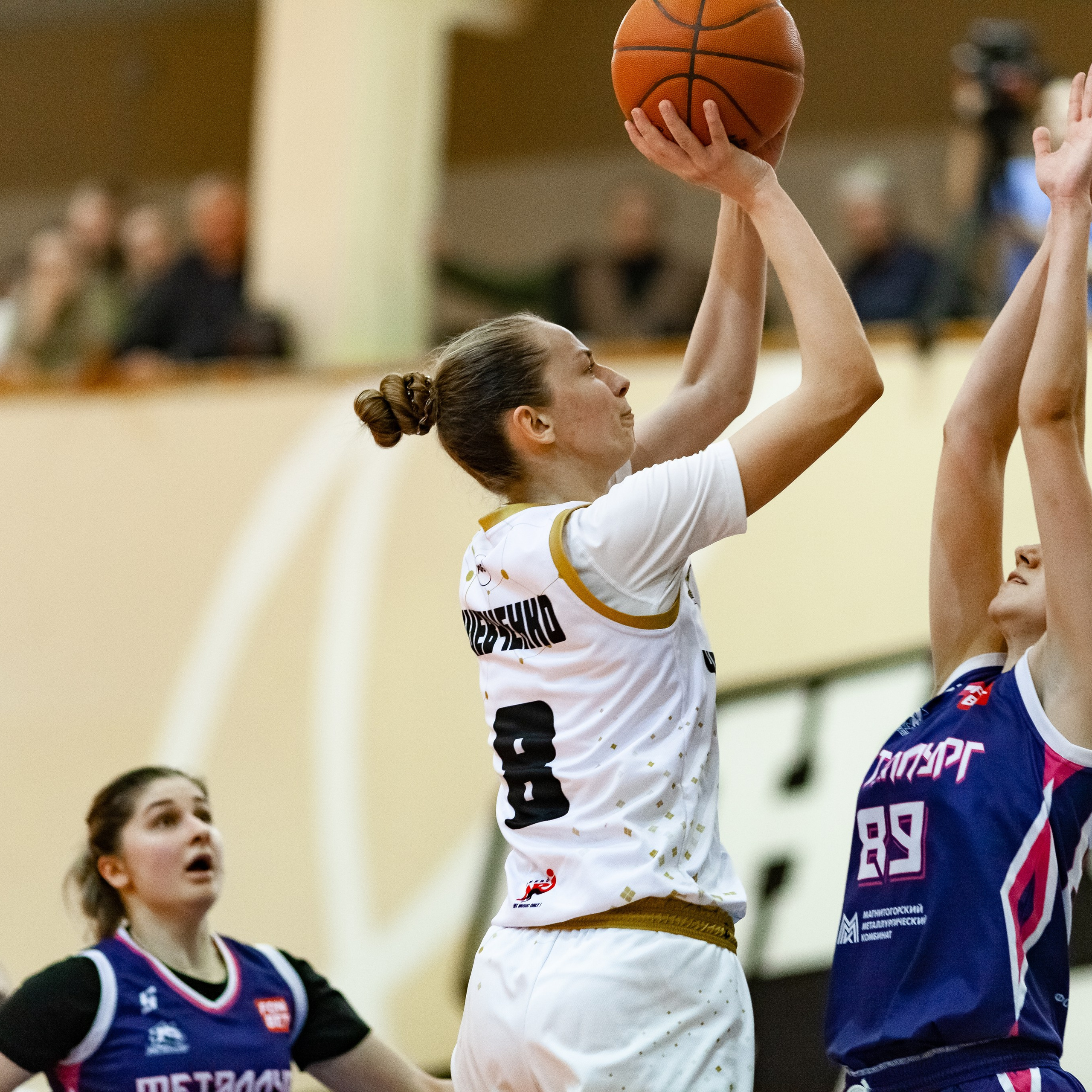 ЧГУ-Атланта — Металлург 3 игра. Фотография